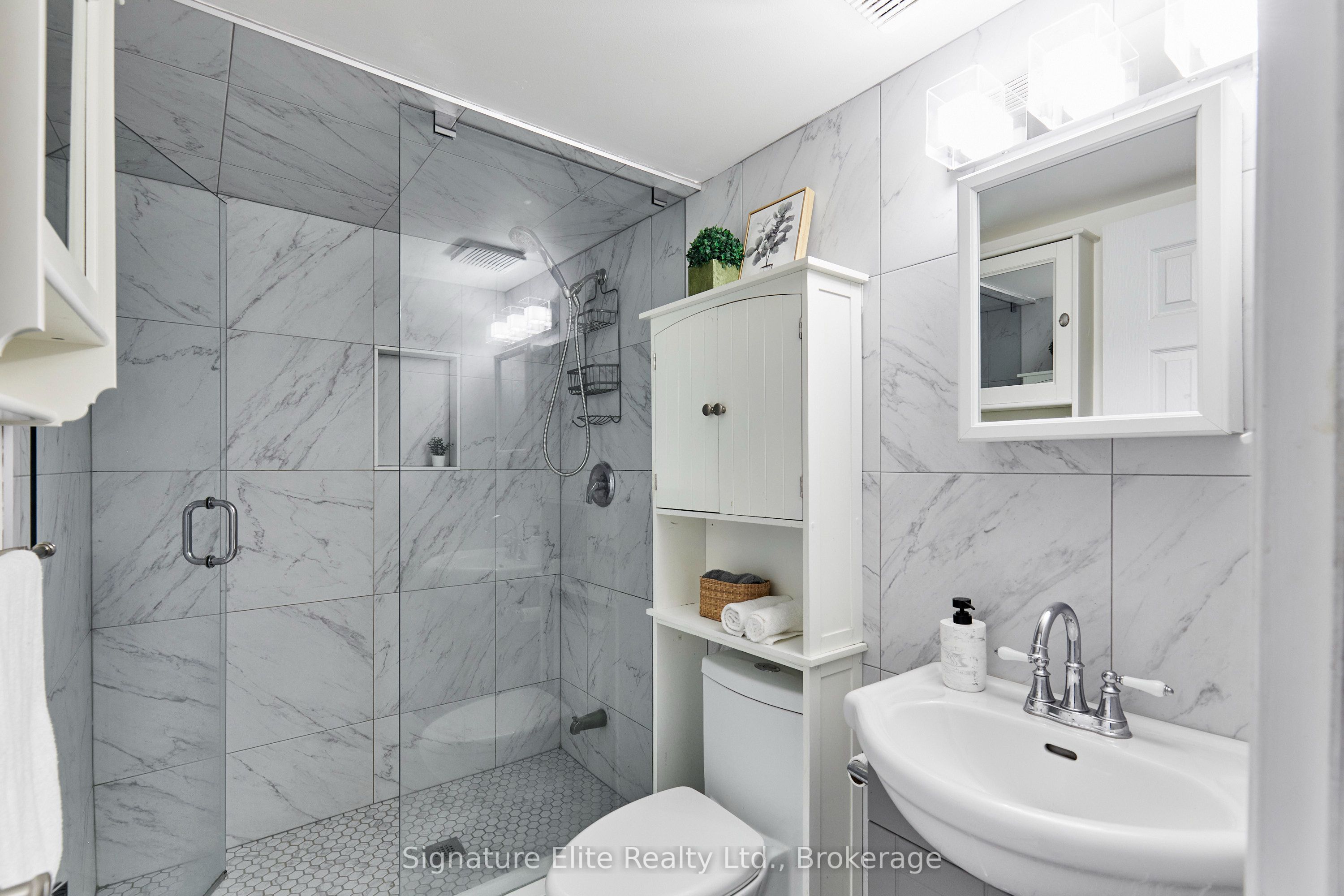 12 Blair Street Property Photo 37