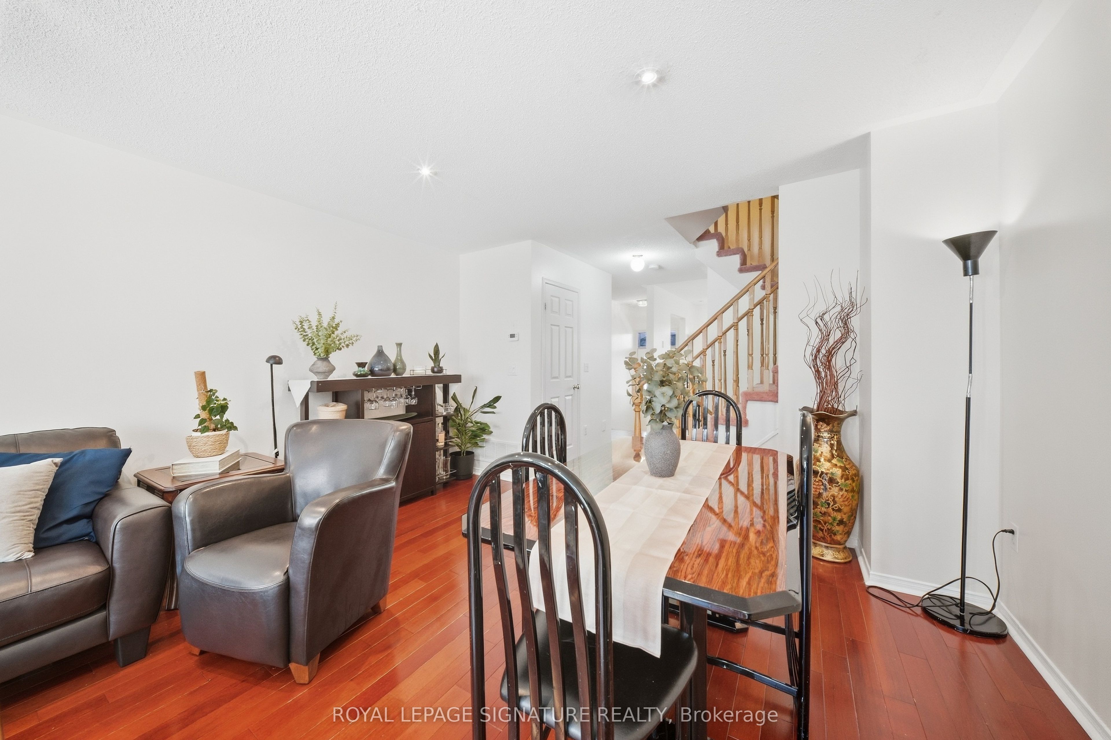 83 Mondeo Drive 552 Property Photo 6