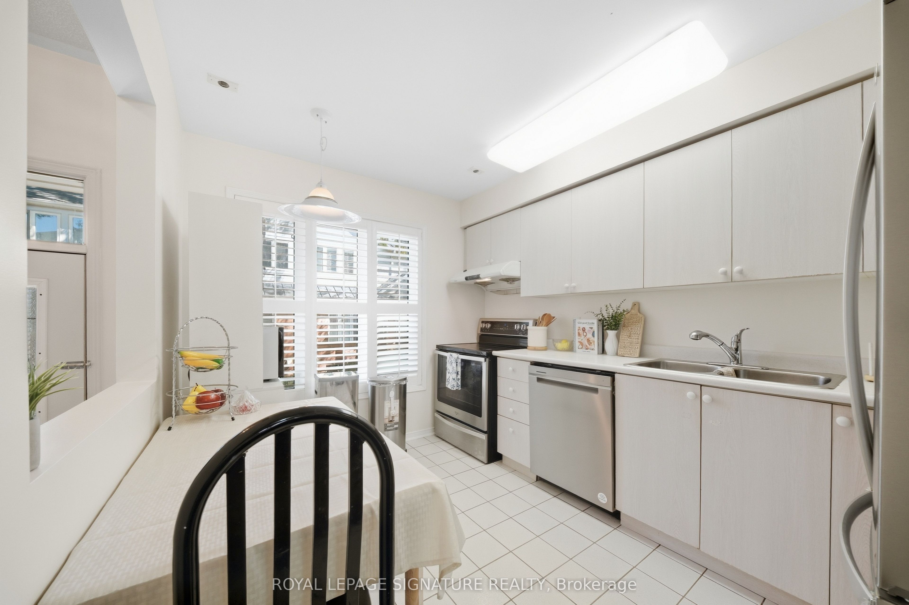 83 Mondeo Drive 552 Property Photo 11