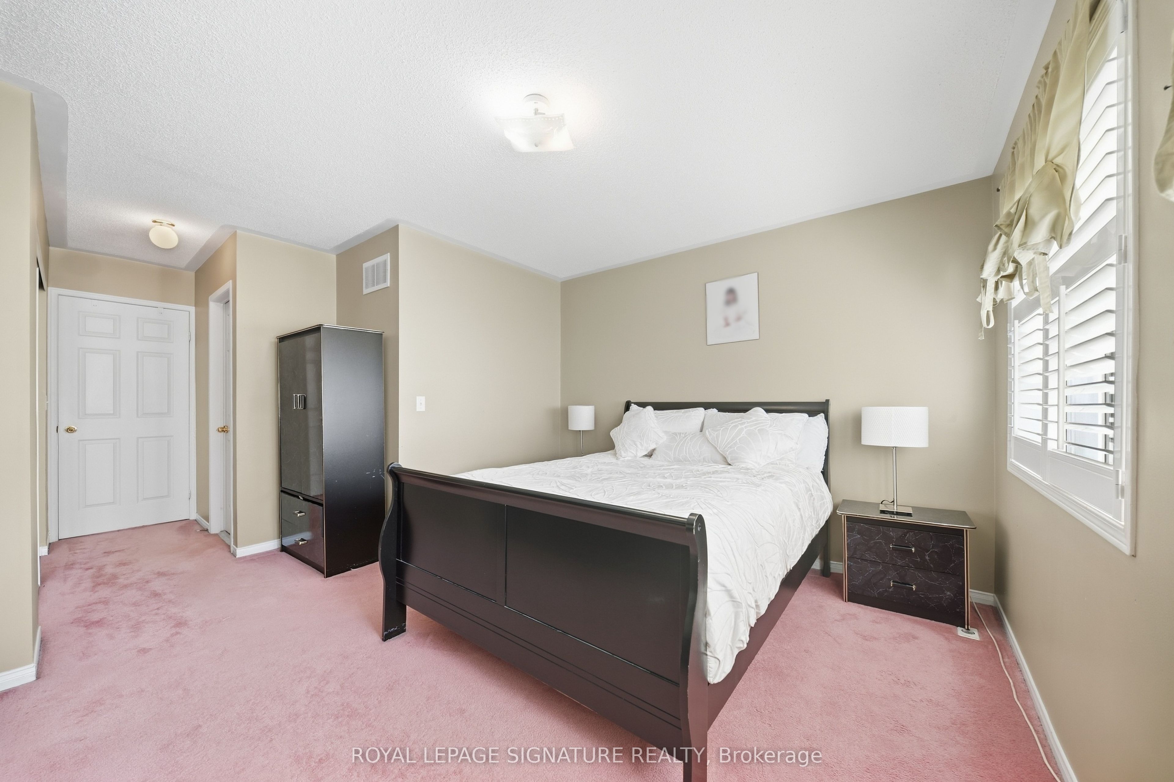 83 Mondeo Drive 552 Property Photo 15