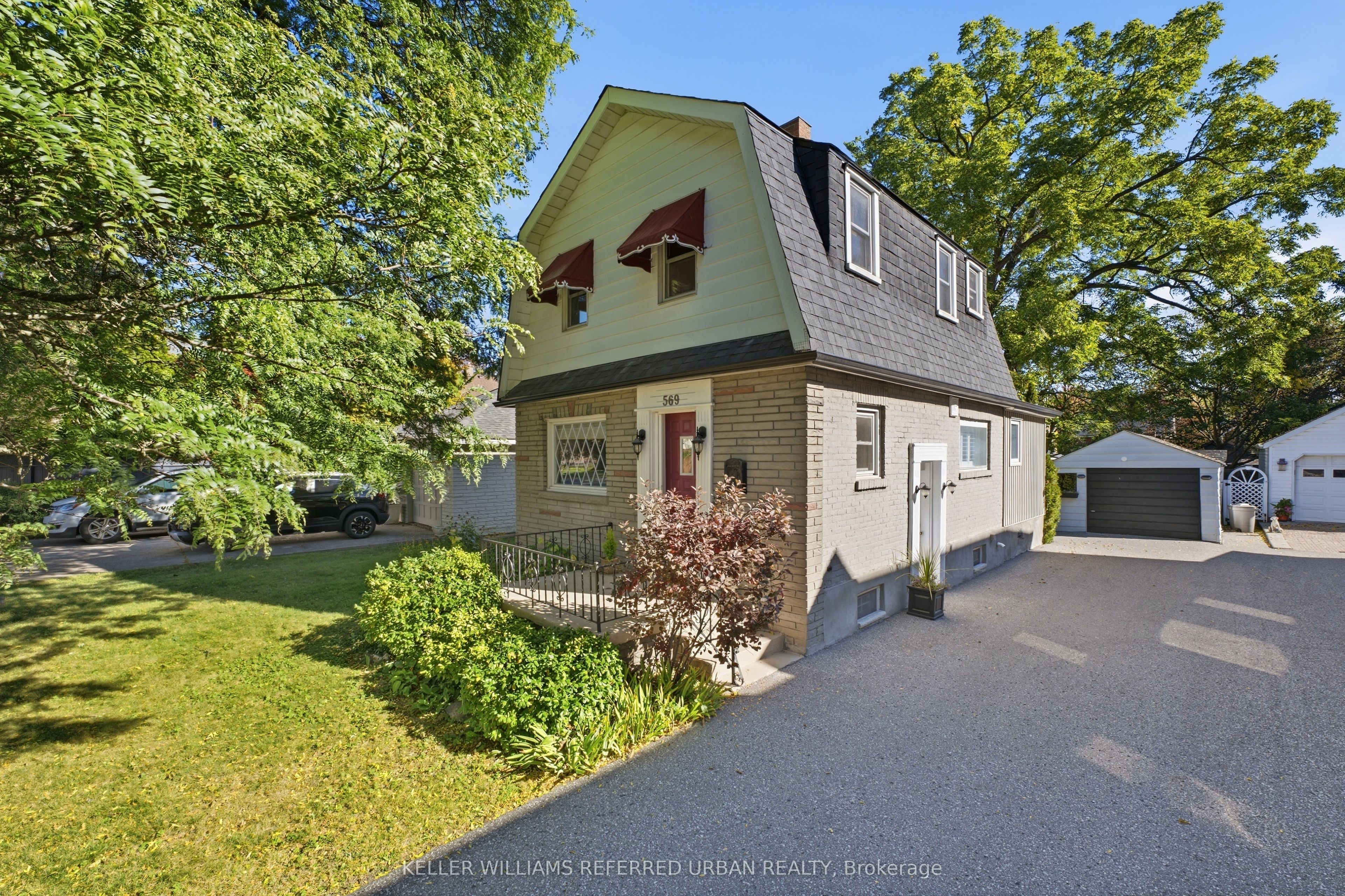 569 Masson Street Property Photo 1