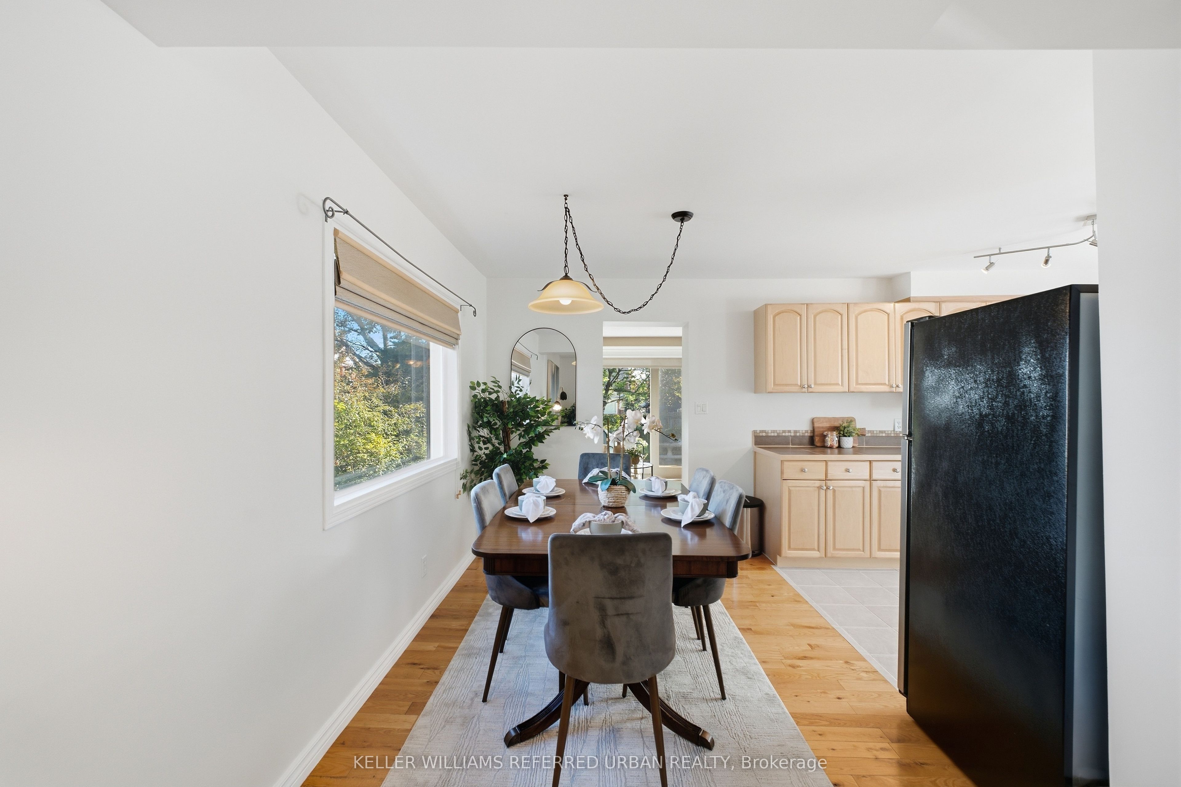 569 Masson Street Property Photo 7