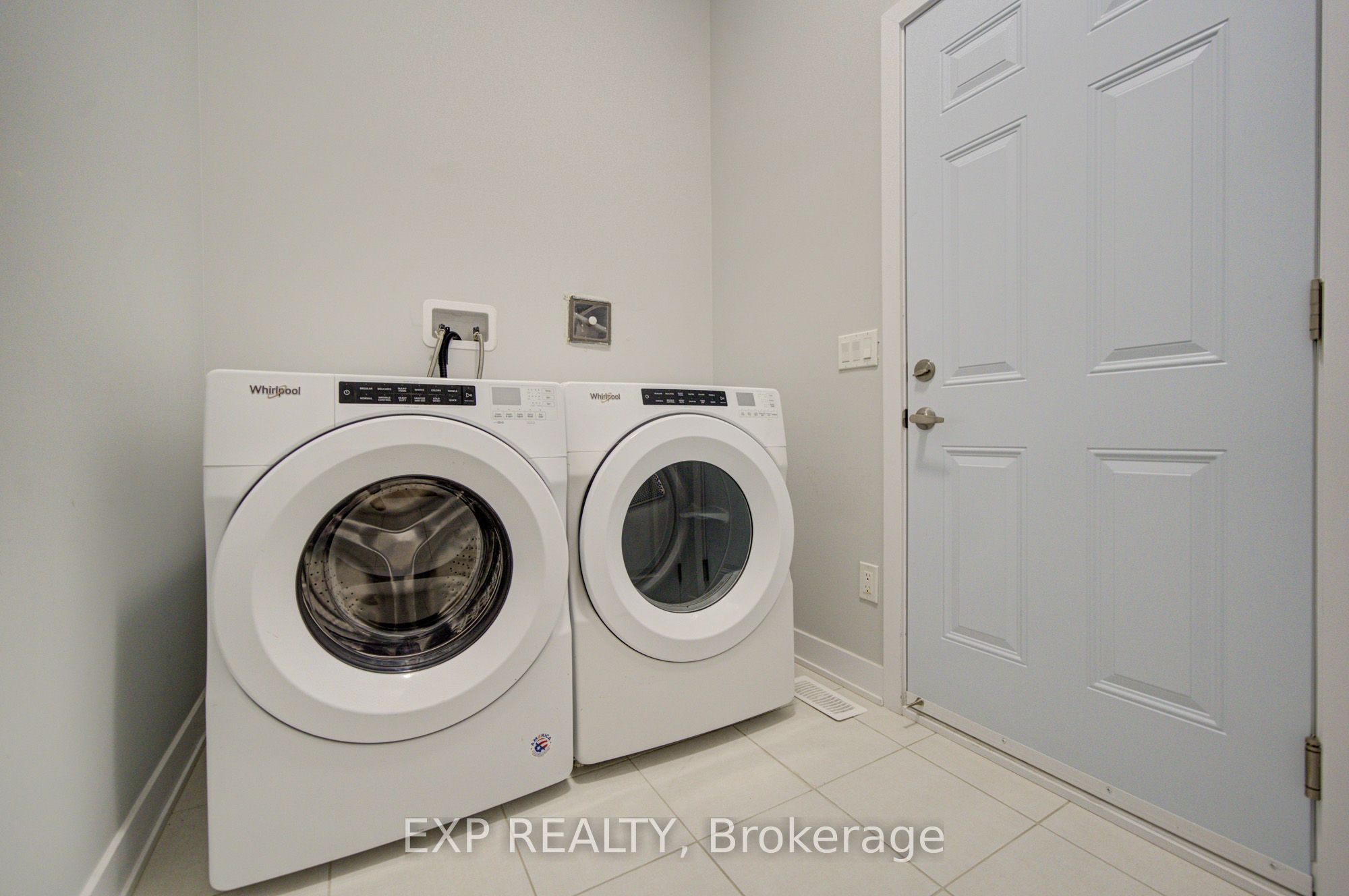 1095 Thompson Drive Property Photo 7