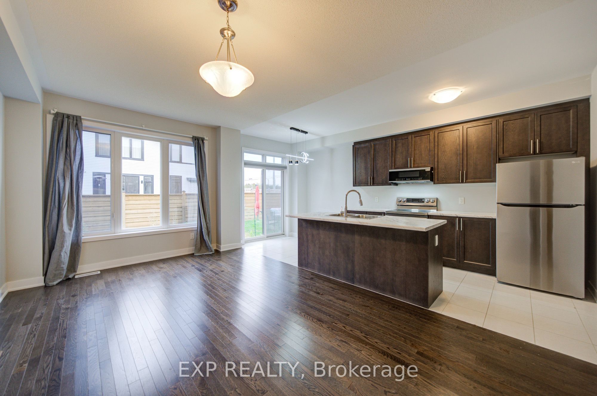 1095 Thompson Drive Property Photo 12