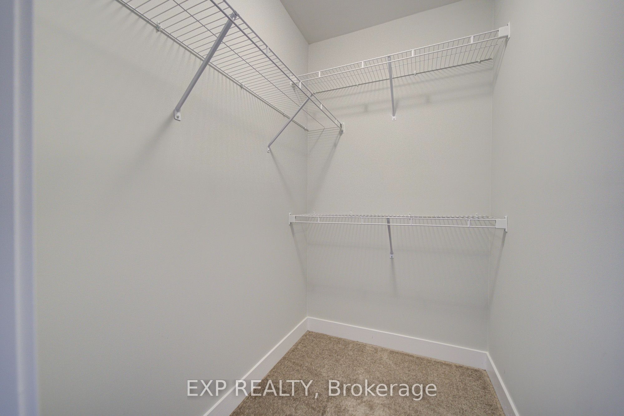 1095 Thompson Drive Property Photo 30