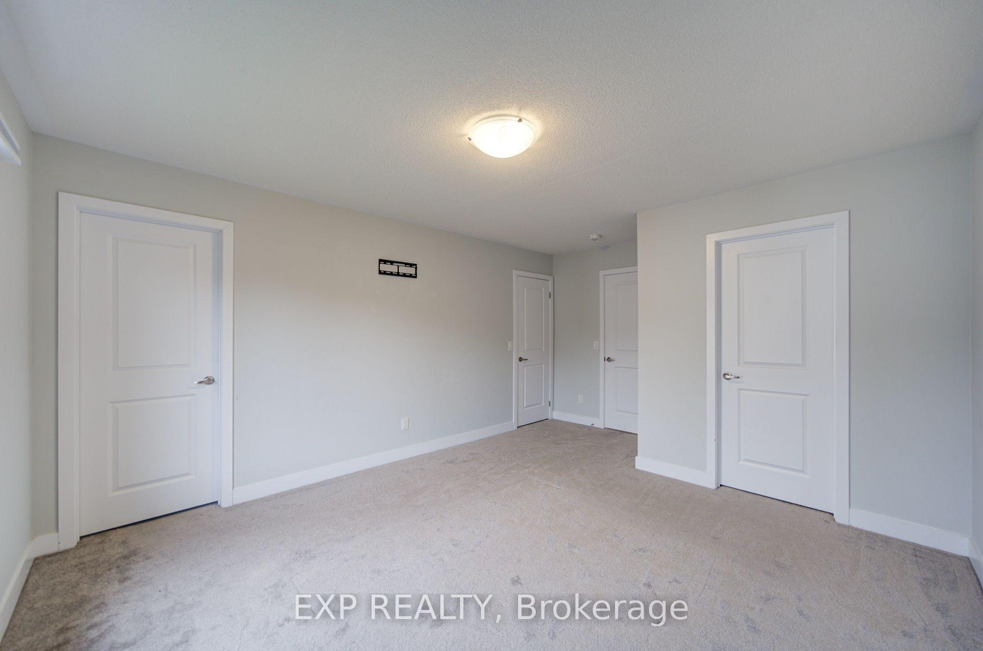 1095 Thompson Drive Property Photo 36