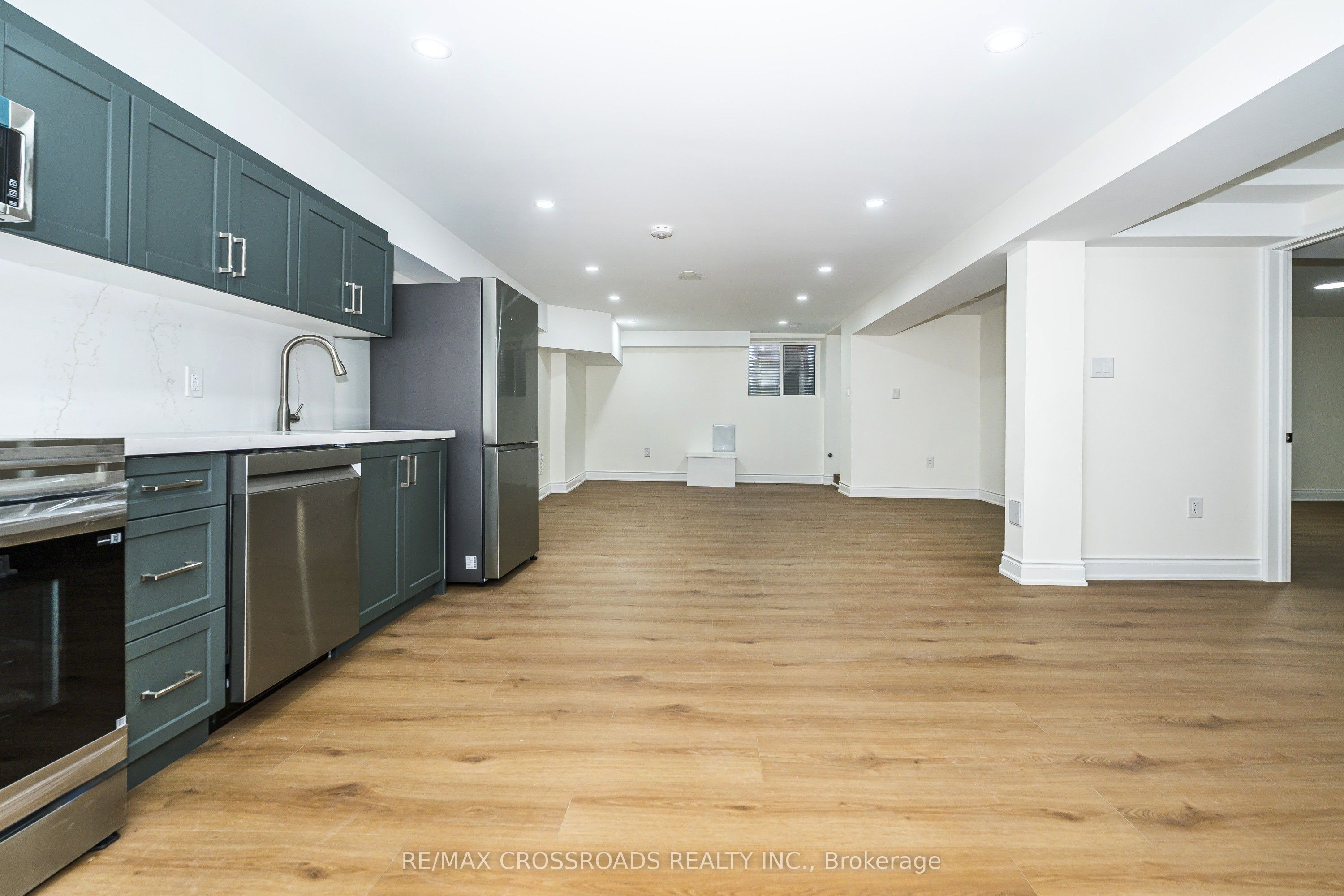 16 Mantell Crescent Bsmnt Property Photo 9