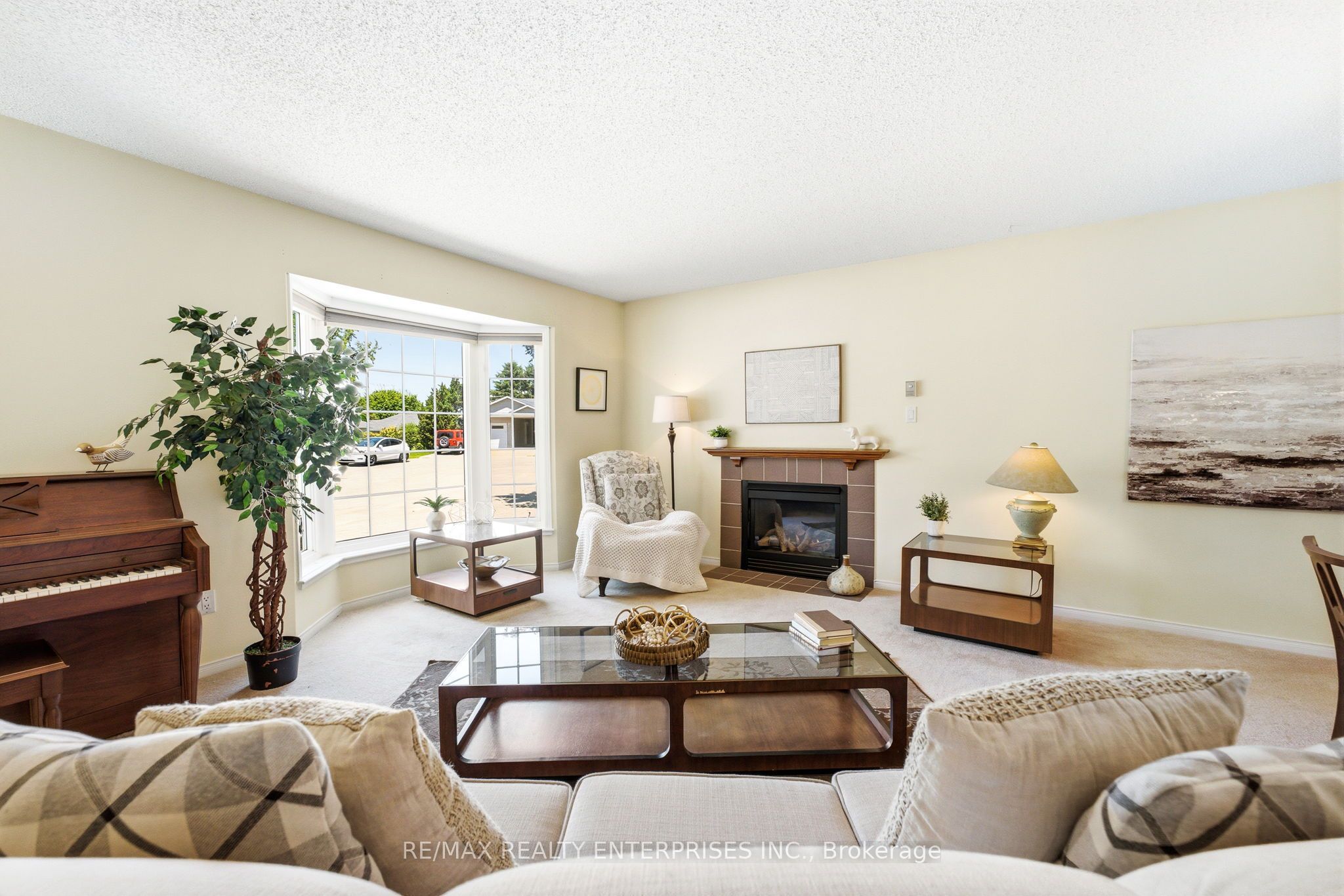 1 Huron Court Property Photo 8