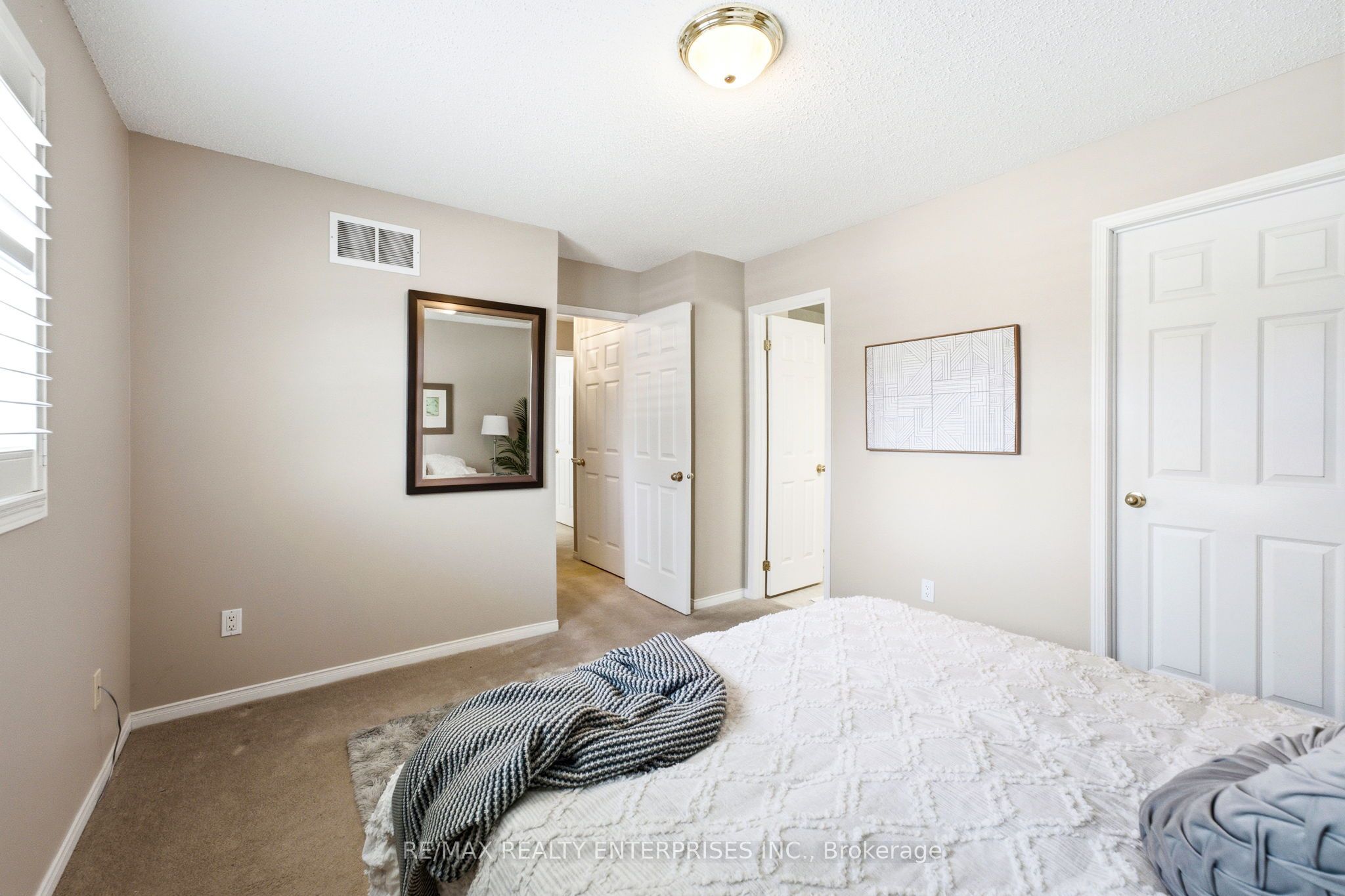 1 Huron Court Property Photo 16