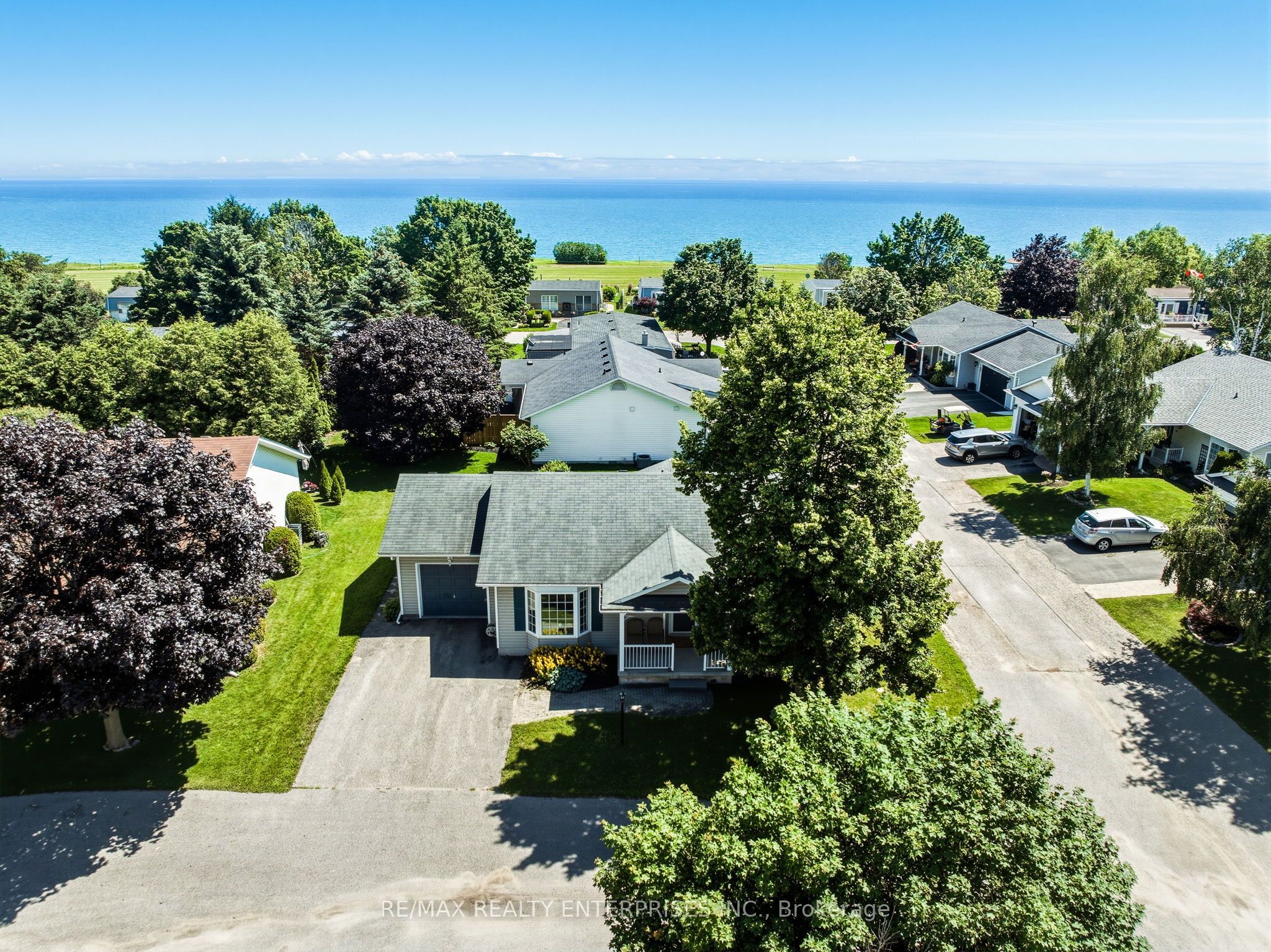 1 Huron Court Property Photo 33