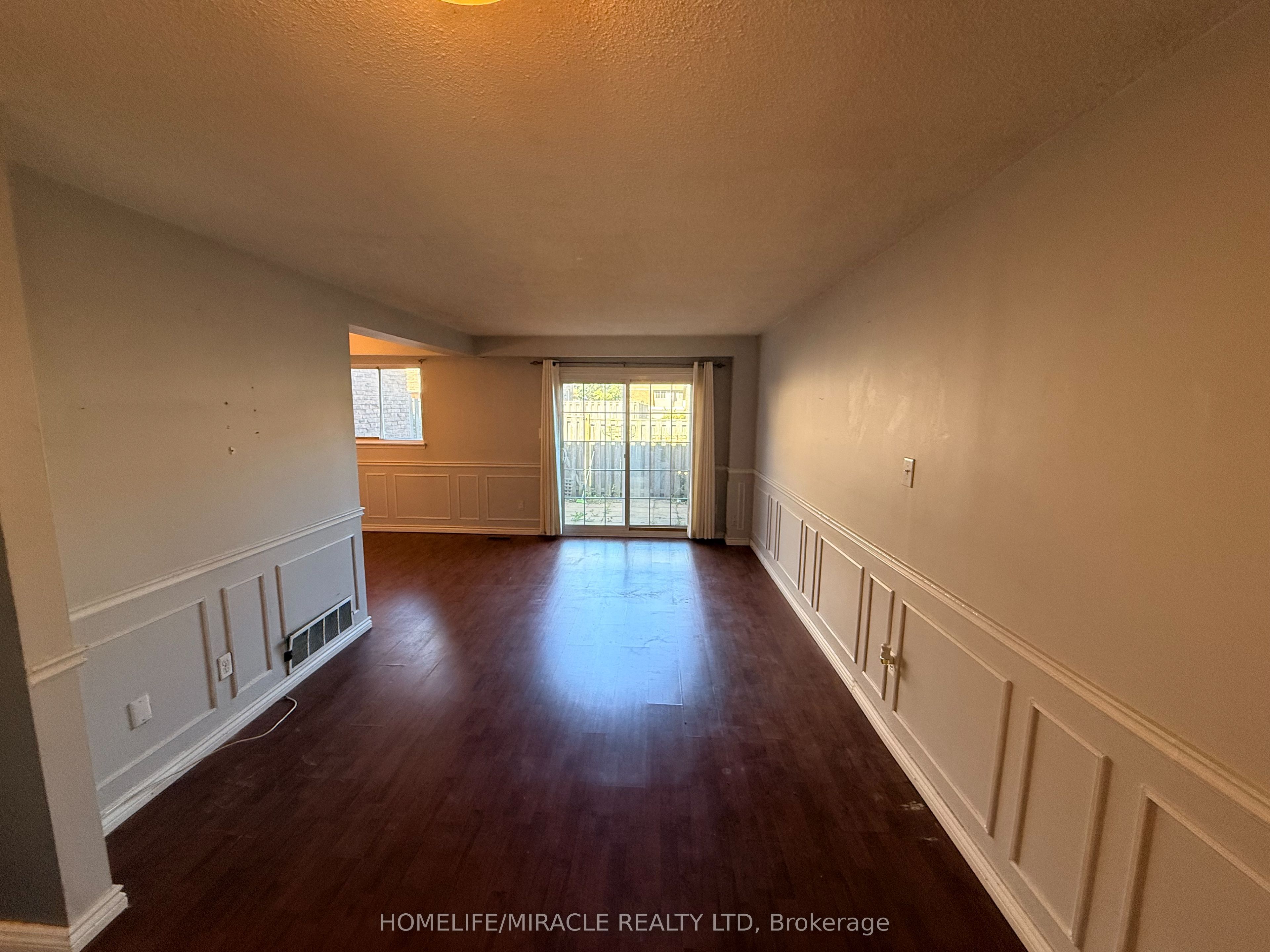 52 Robbie Crescent Property Photo 8