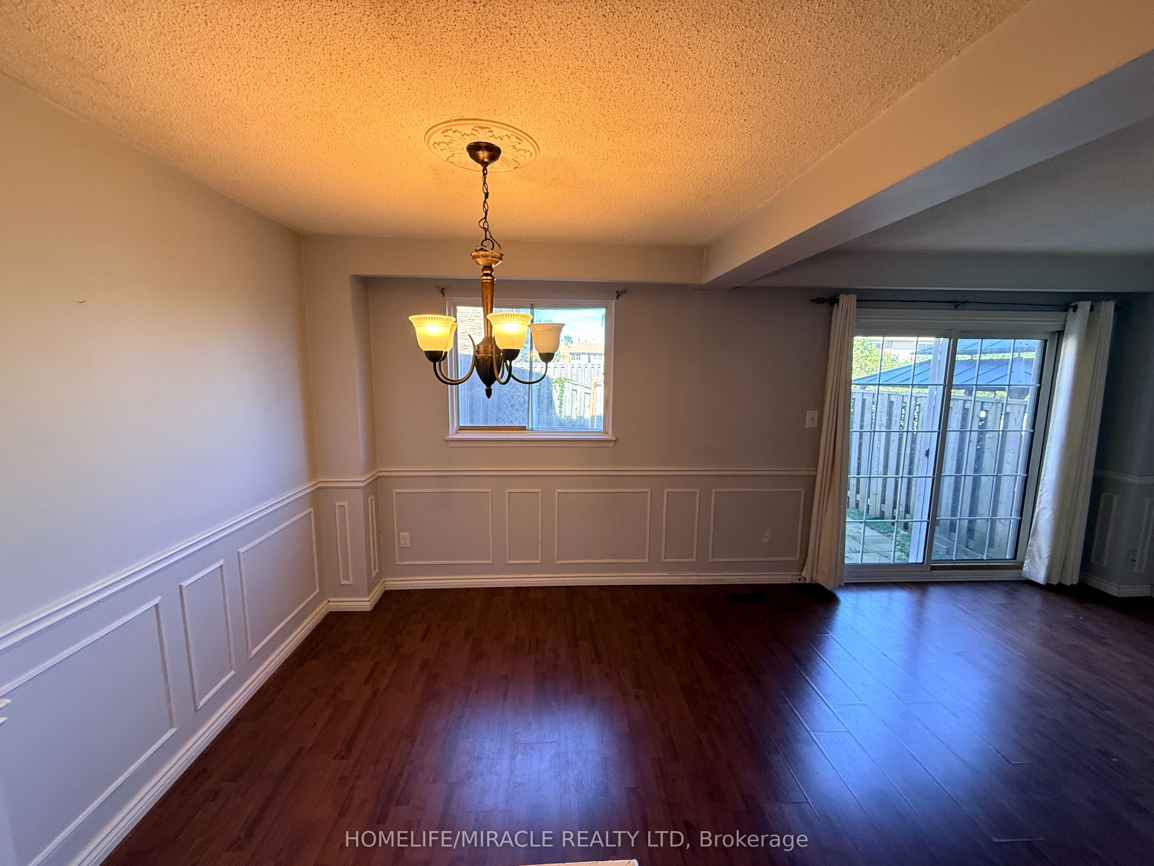 52 Robbie Crescent Property Photo 12