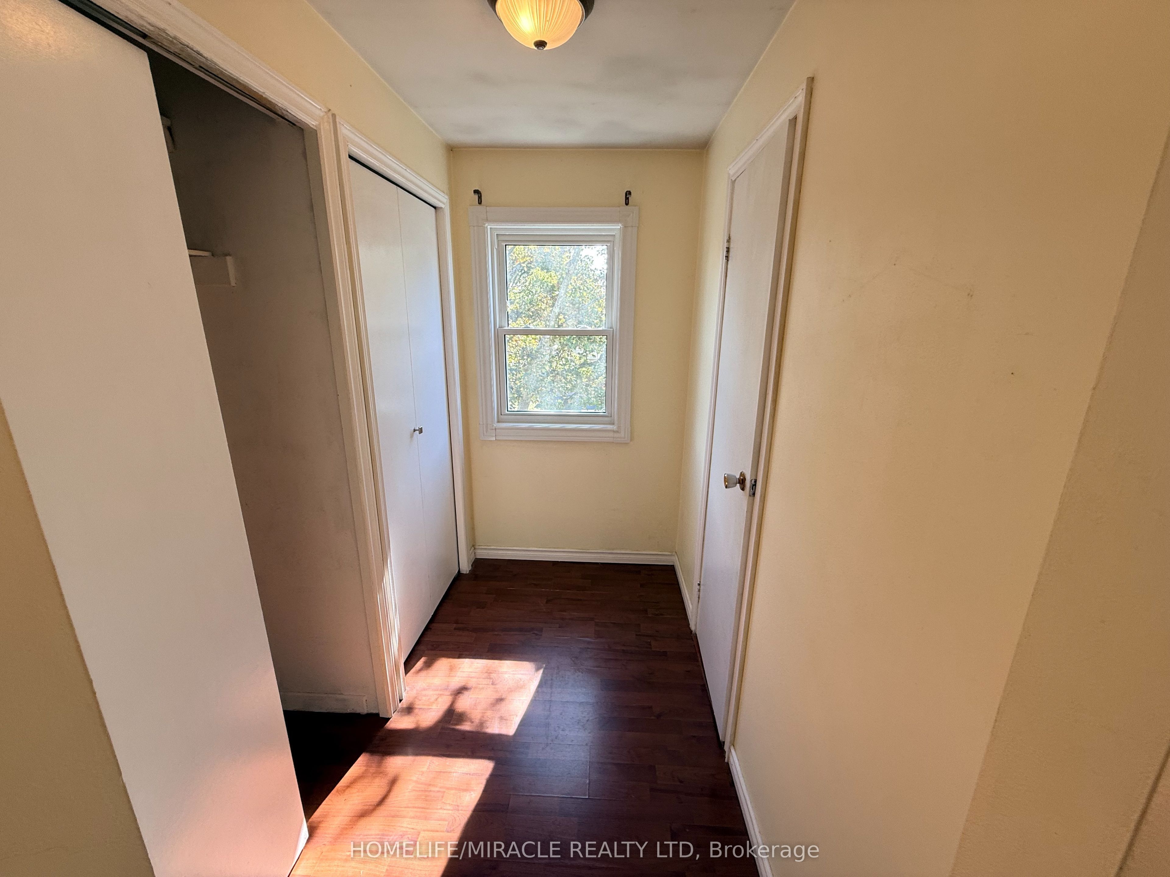 52 Robbie Crescent Property Photo 17