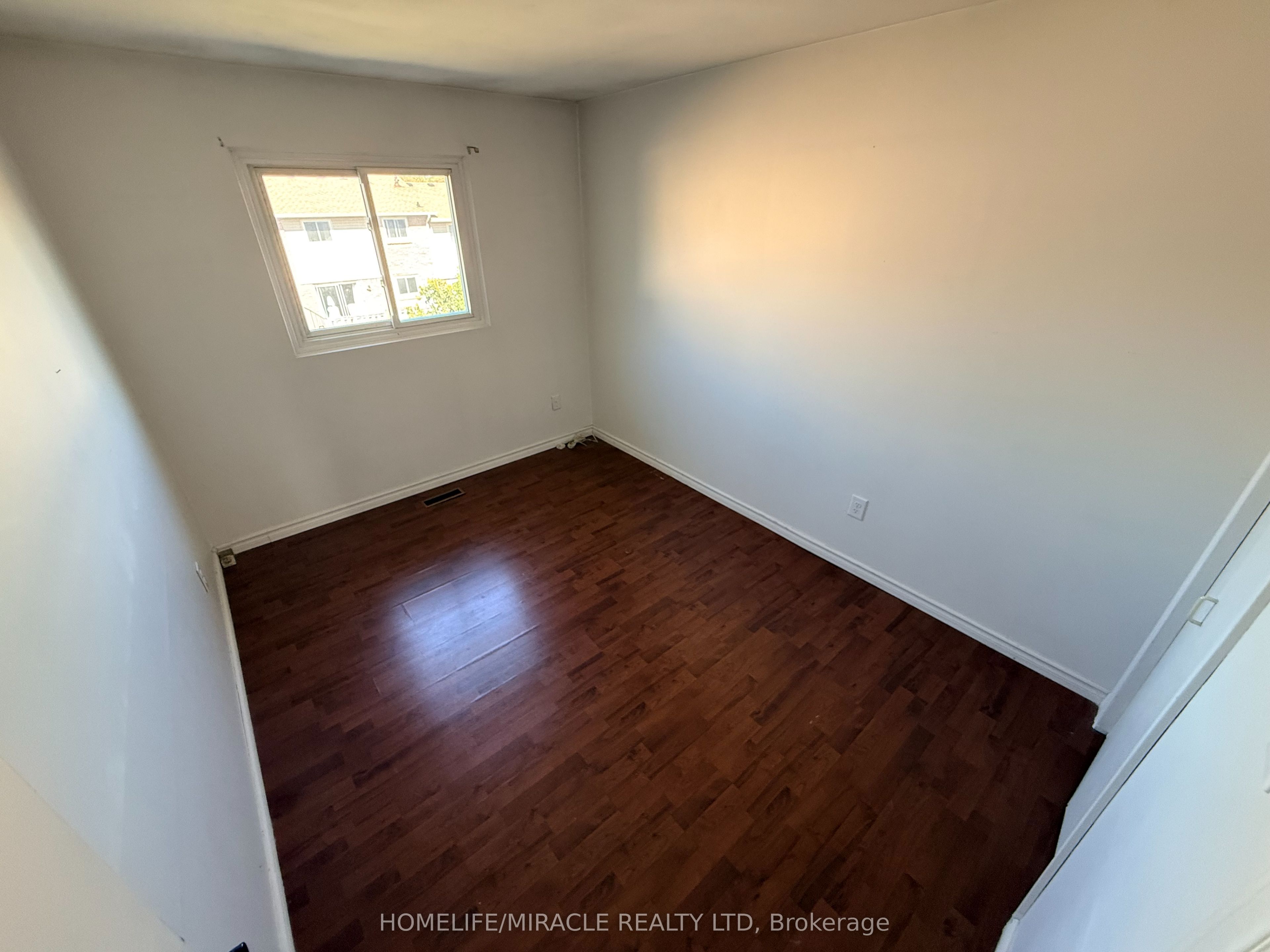 52 Robbie Crescent Property Photo 21