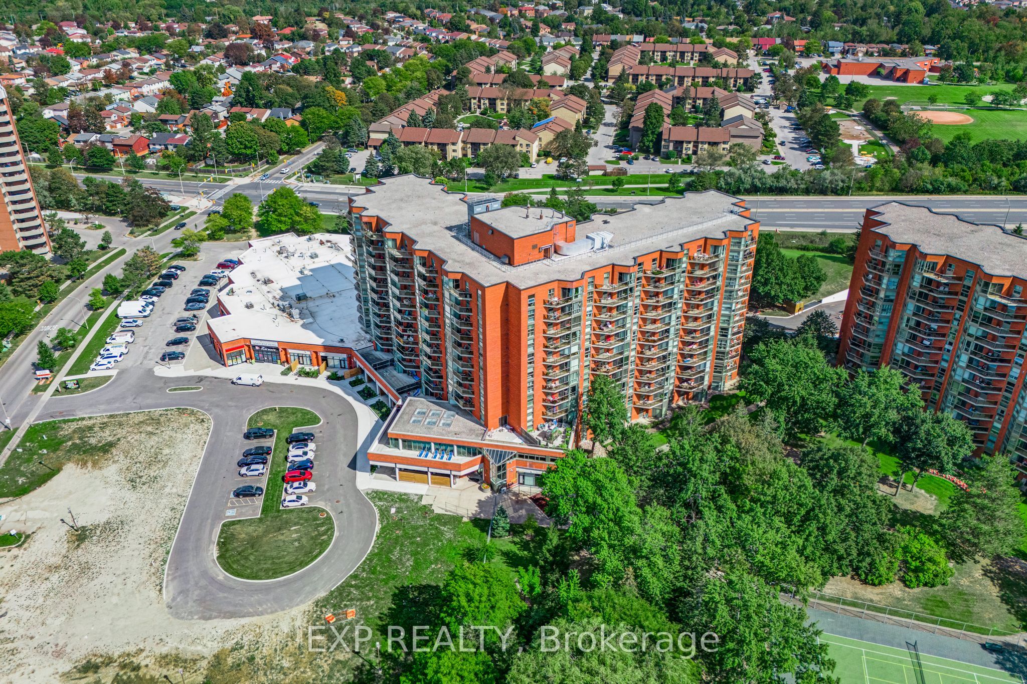 10 Dean Park Road 1108