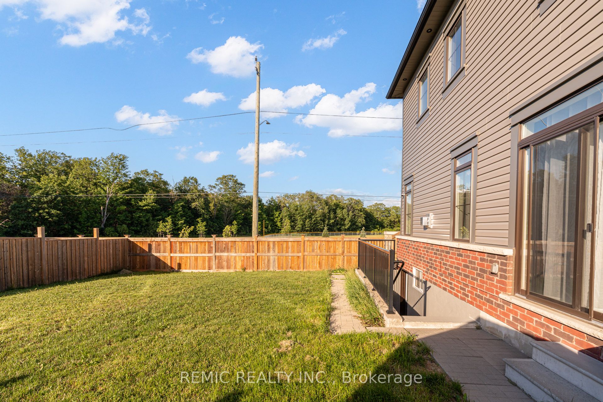 234 William Fair Drive Property Photo 28