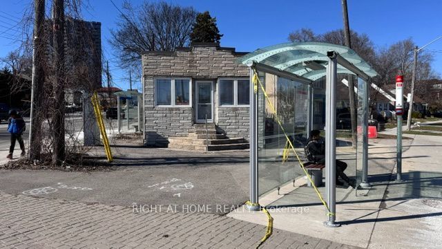 104 Danforth Road Property Photo 4