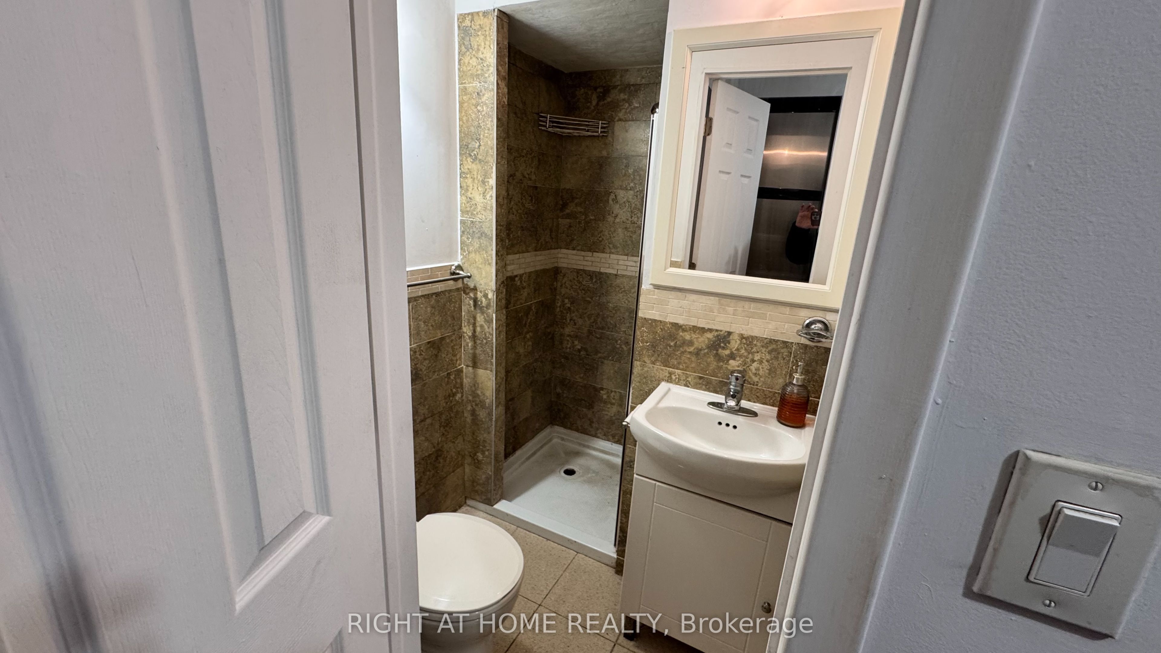 104 Danforth Road Property Photo 8
