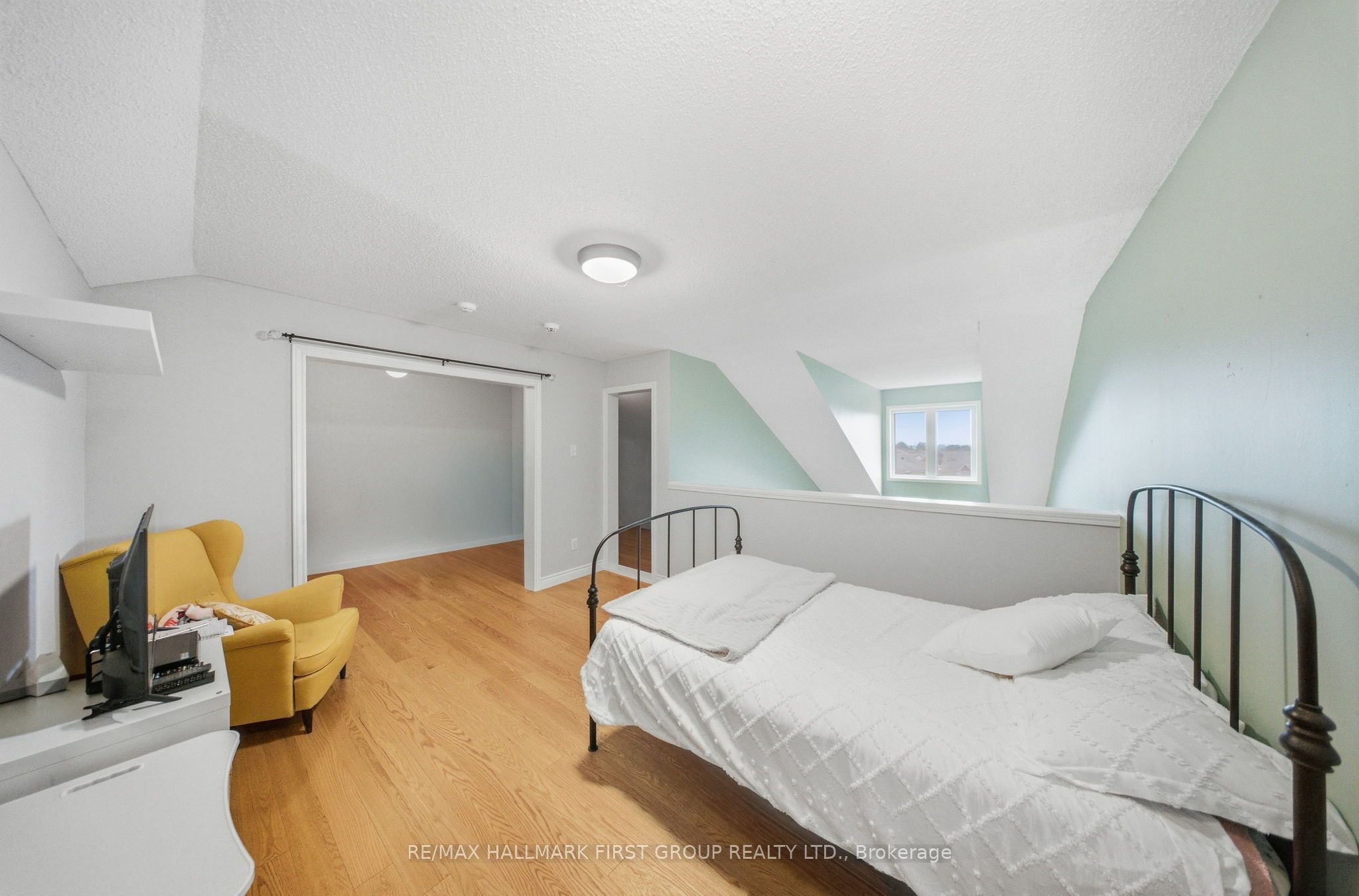 8 Petra Way 3 Property Photo 21
