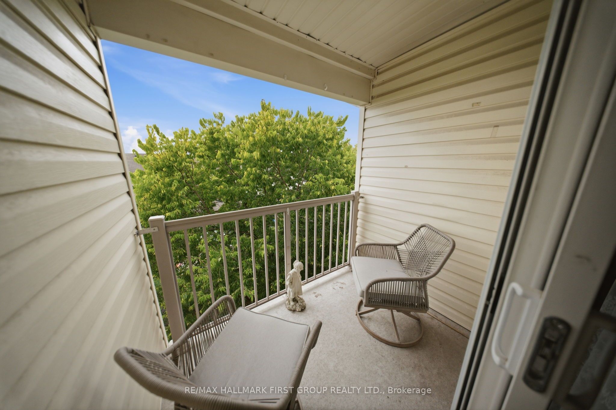 8 Petra Way 3 Property Photo 24