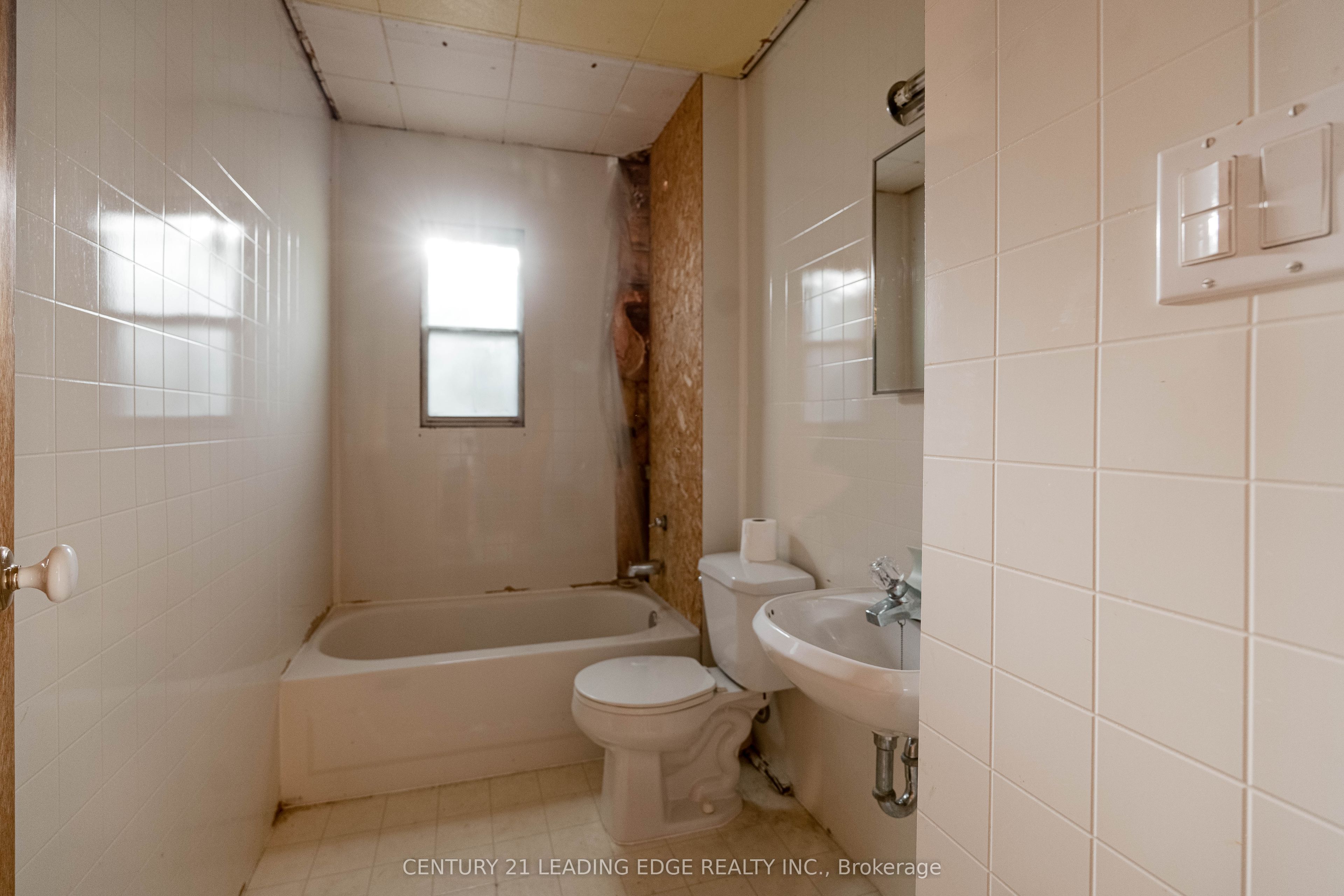 14 George Street Property Photo 23
