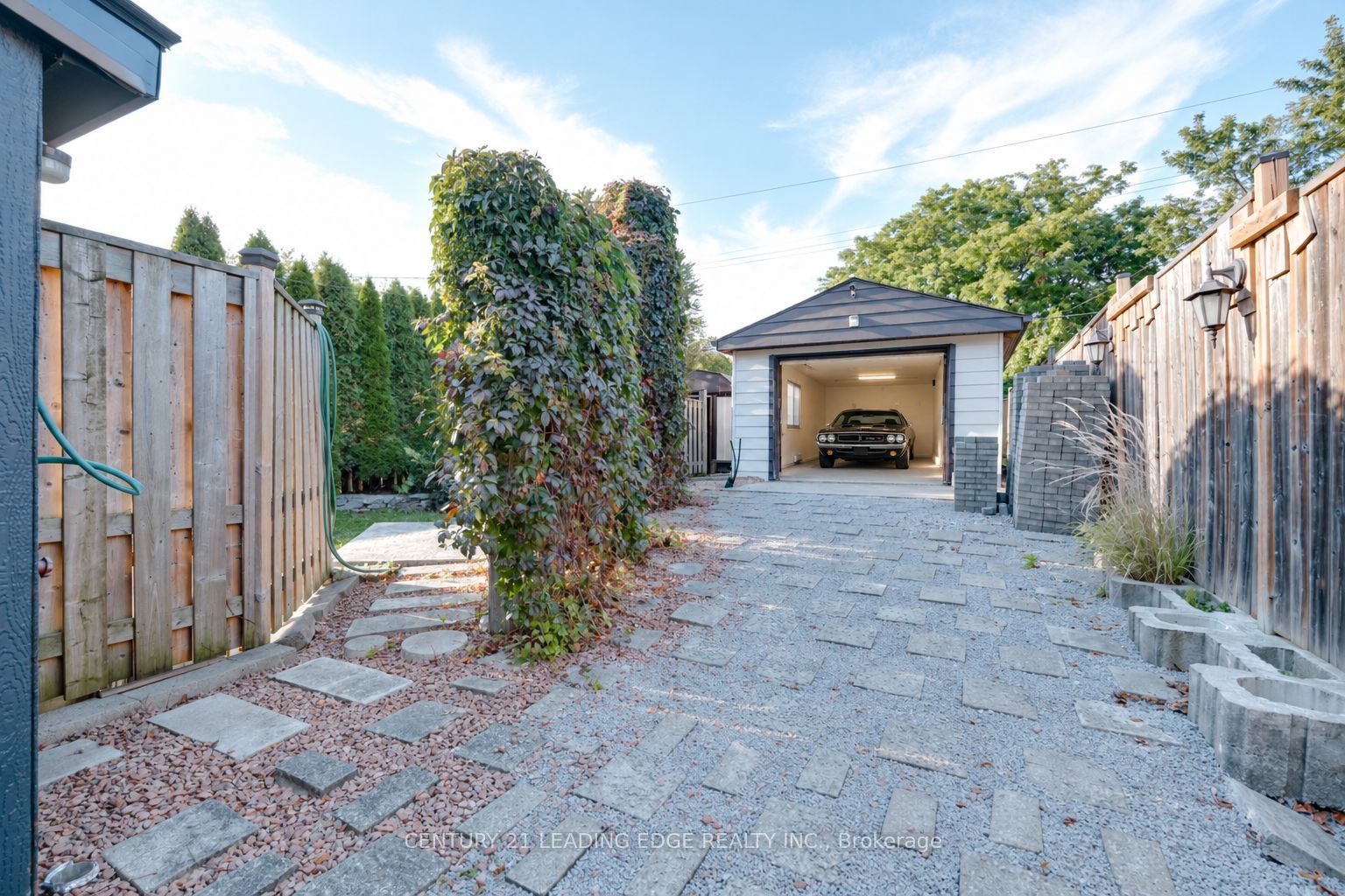 14 George Street Property Photo 33