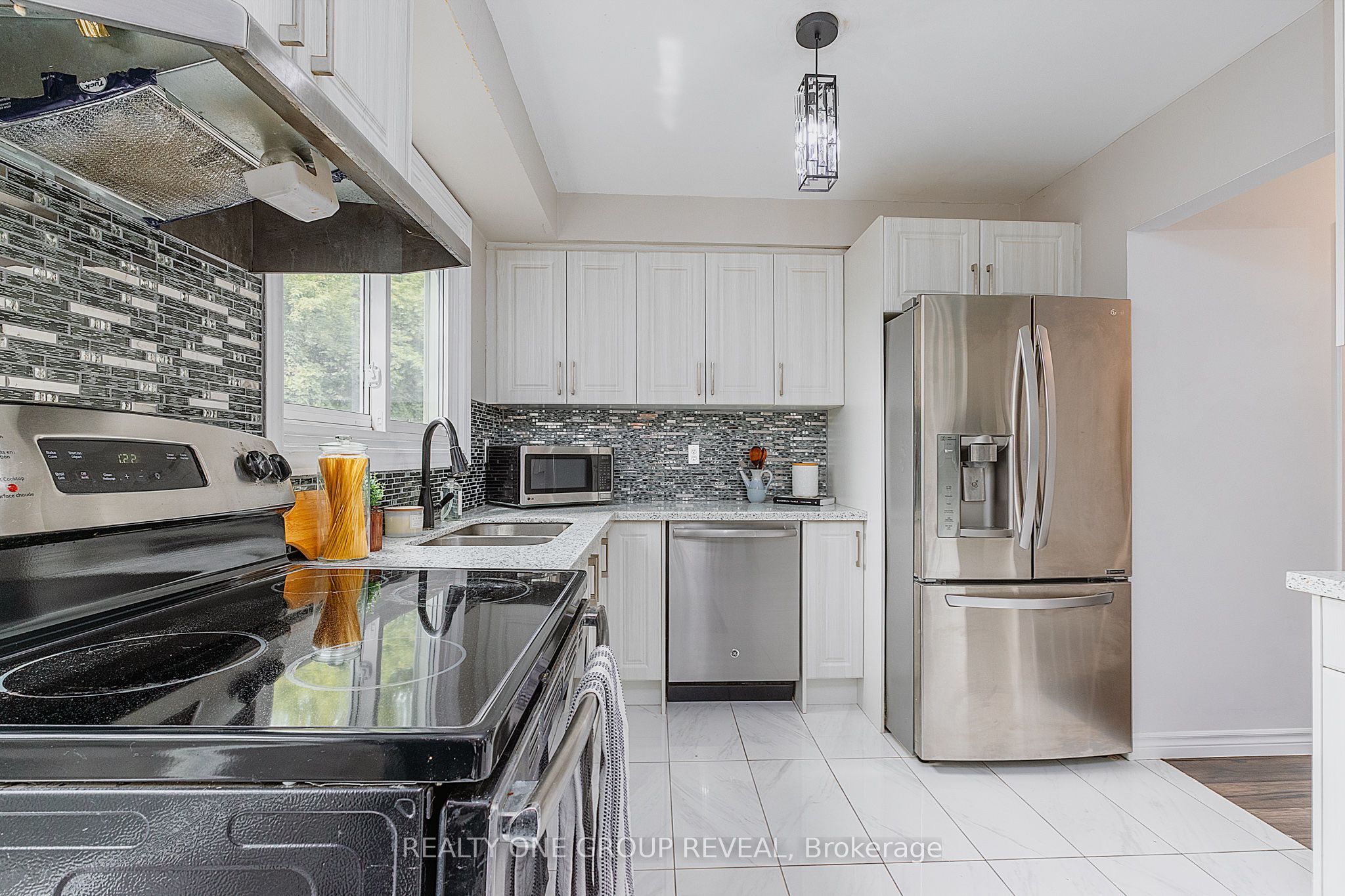 222 Pearson Street 15 Property Photo 10