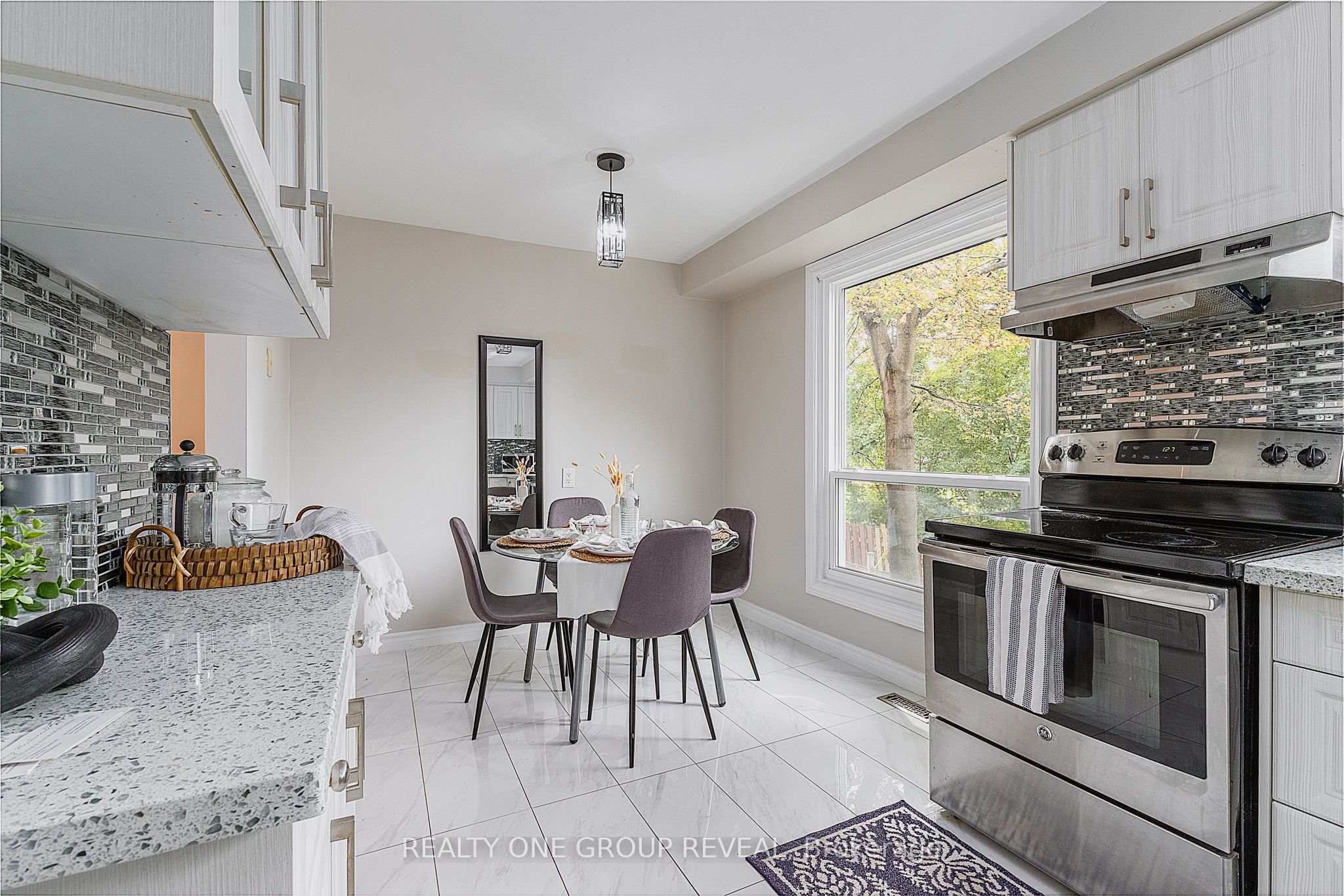222 Pearson Street 15 Property Photo 13
