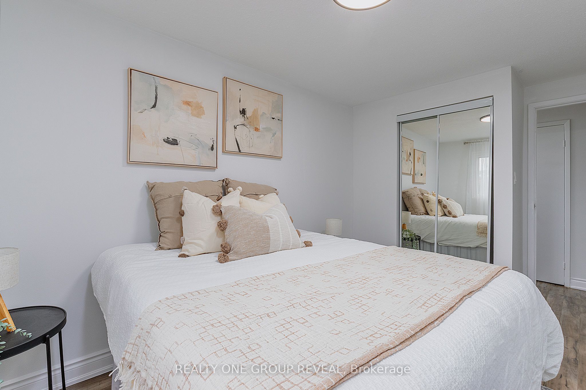 222 Pearson Street 15 Property Photo 17