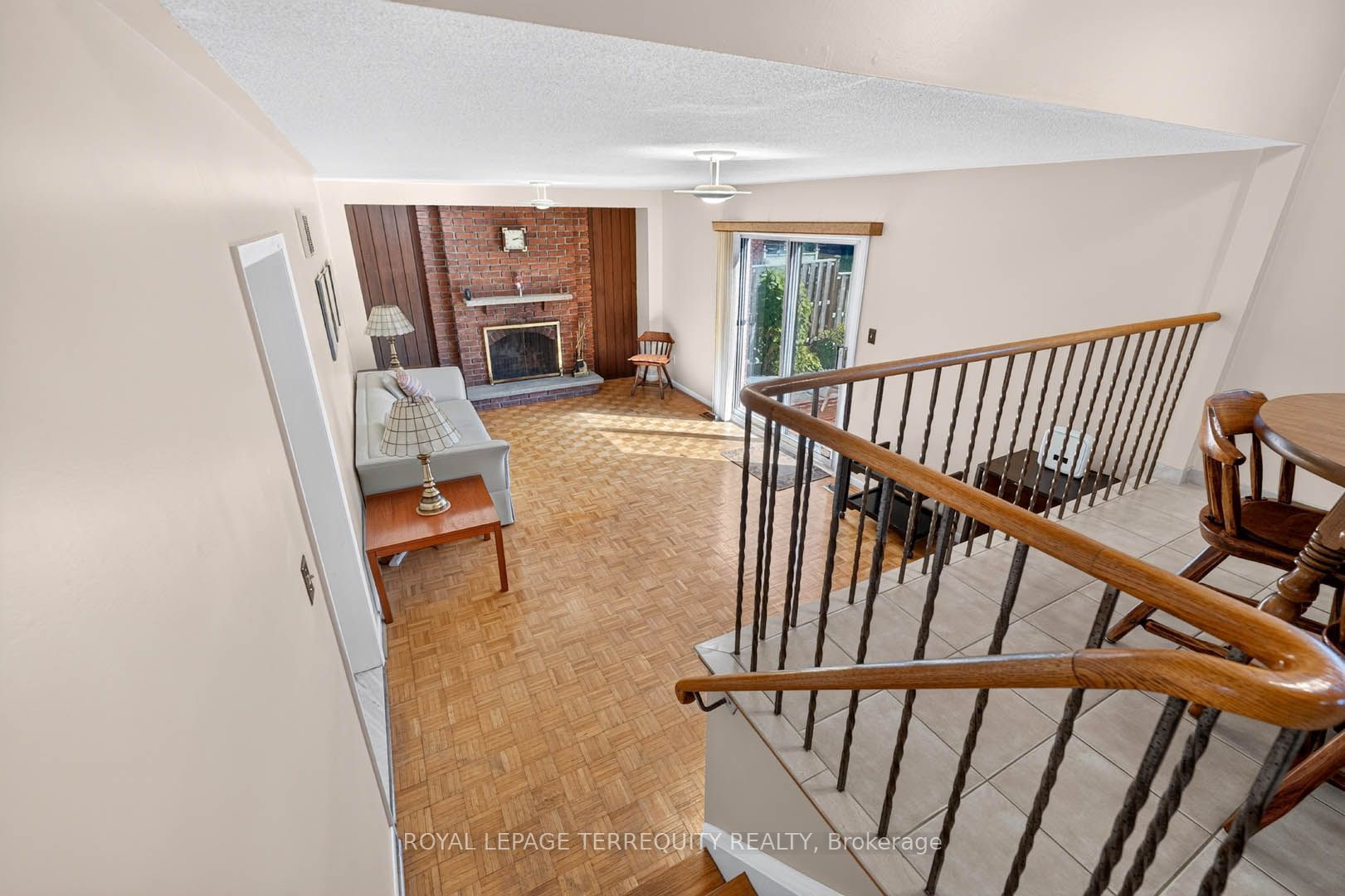 851 Huntingwood Drive Property Photo 13