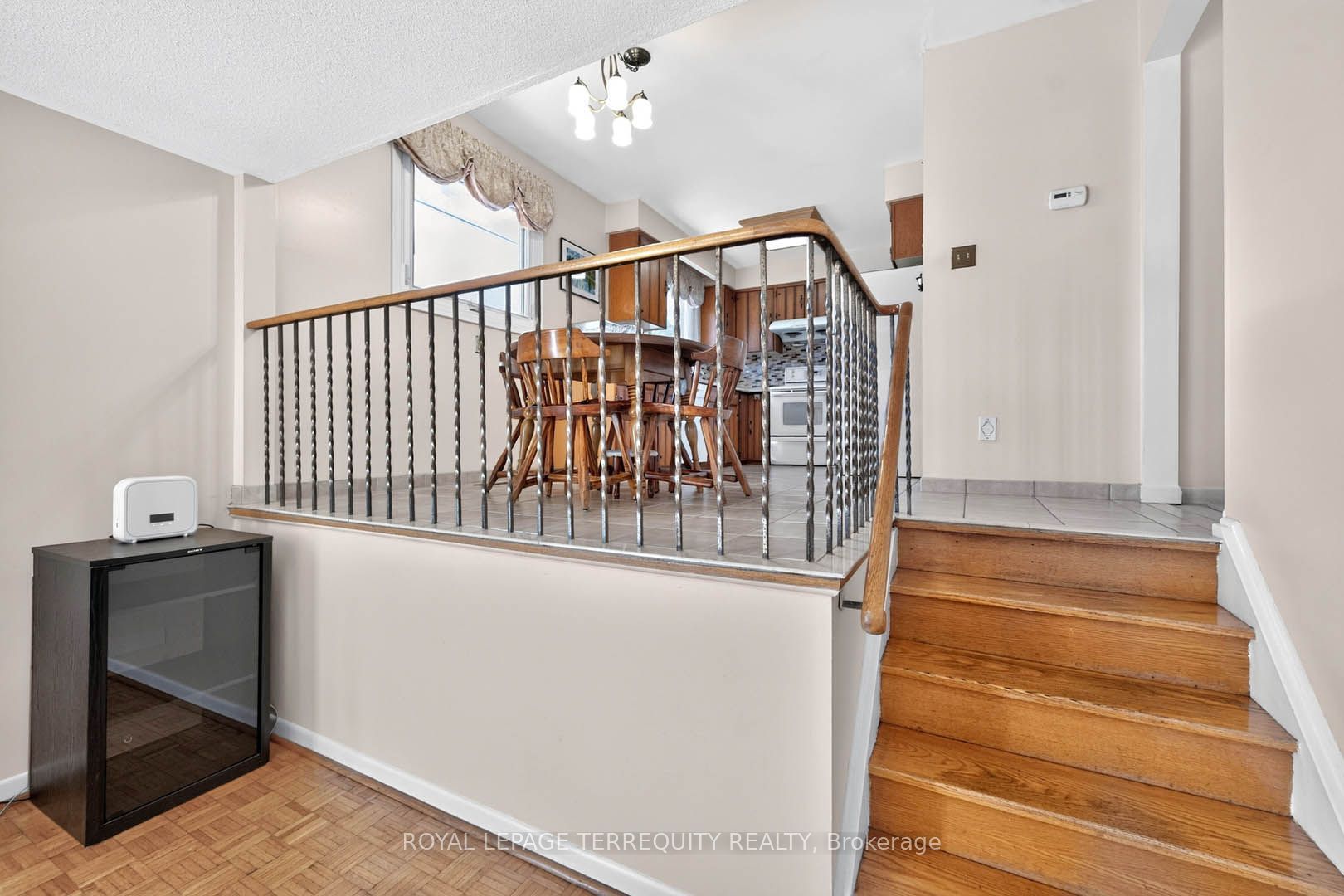 851 Huntingwood Drive Property Photo 16