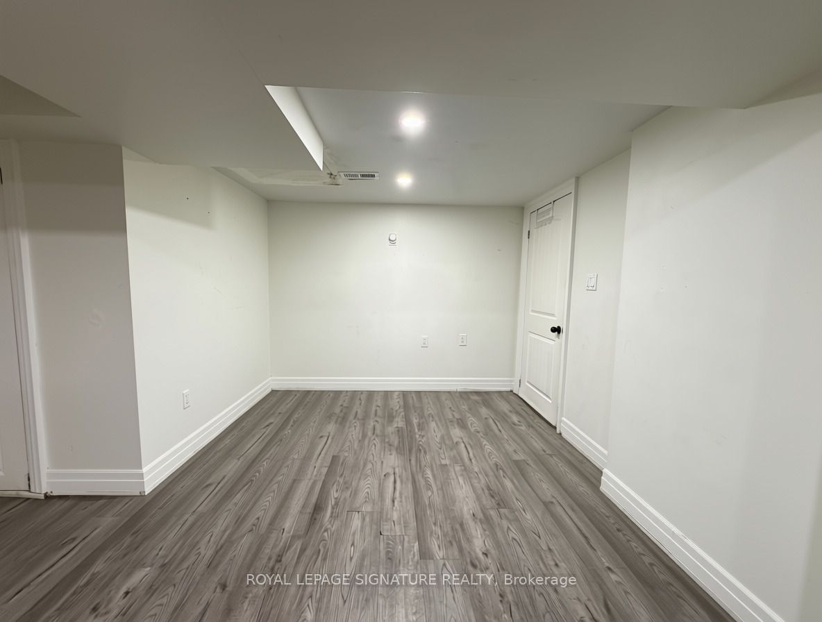 118 Harding Boulevard Bsmt Property Photo 10
