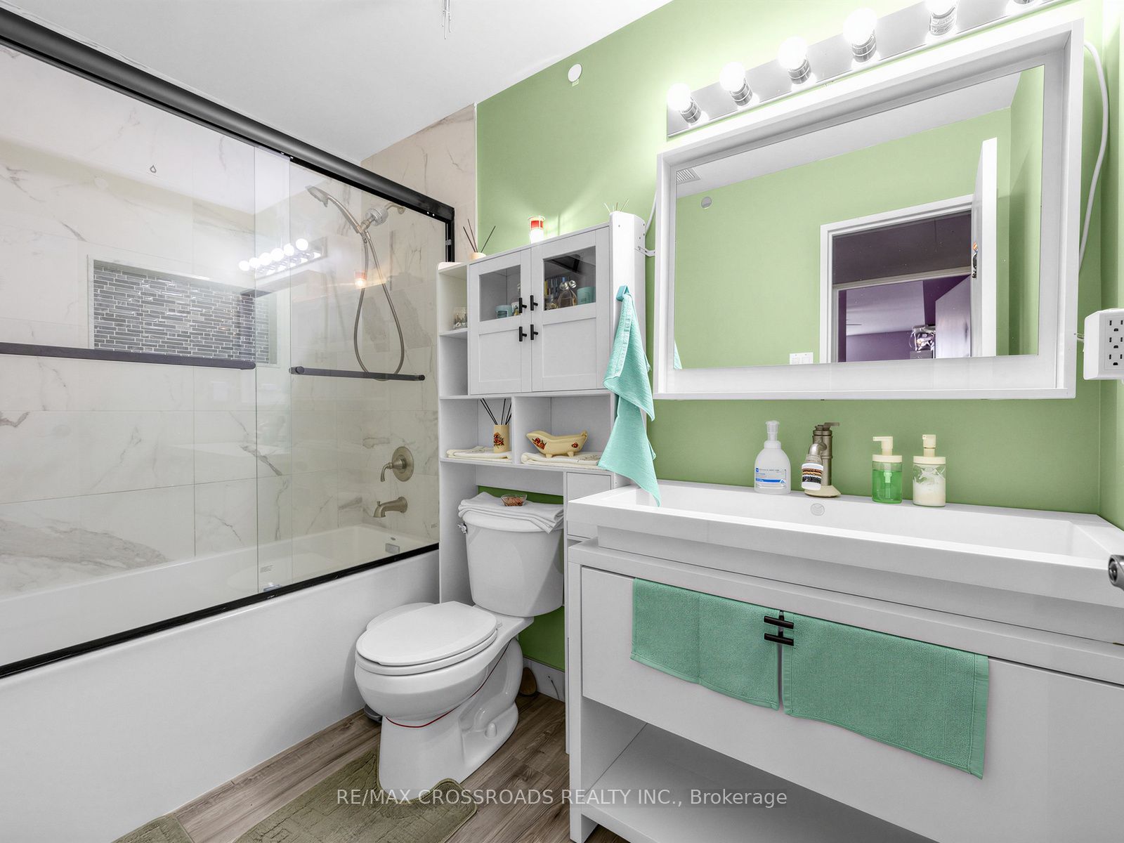 4060 Lawrence Avenue E 504 Property Photo 19
