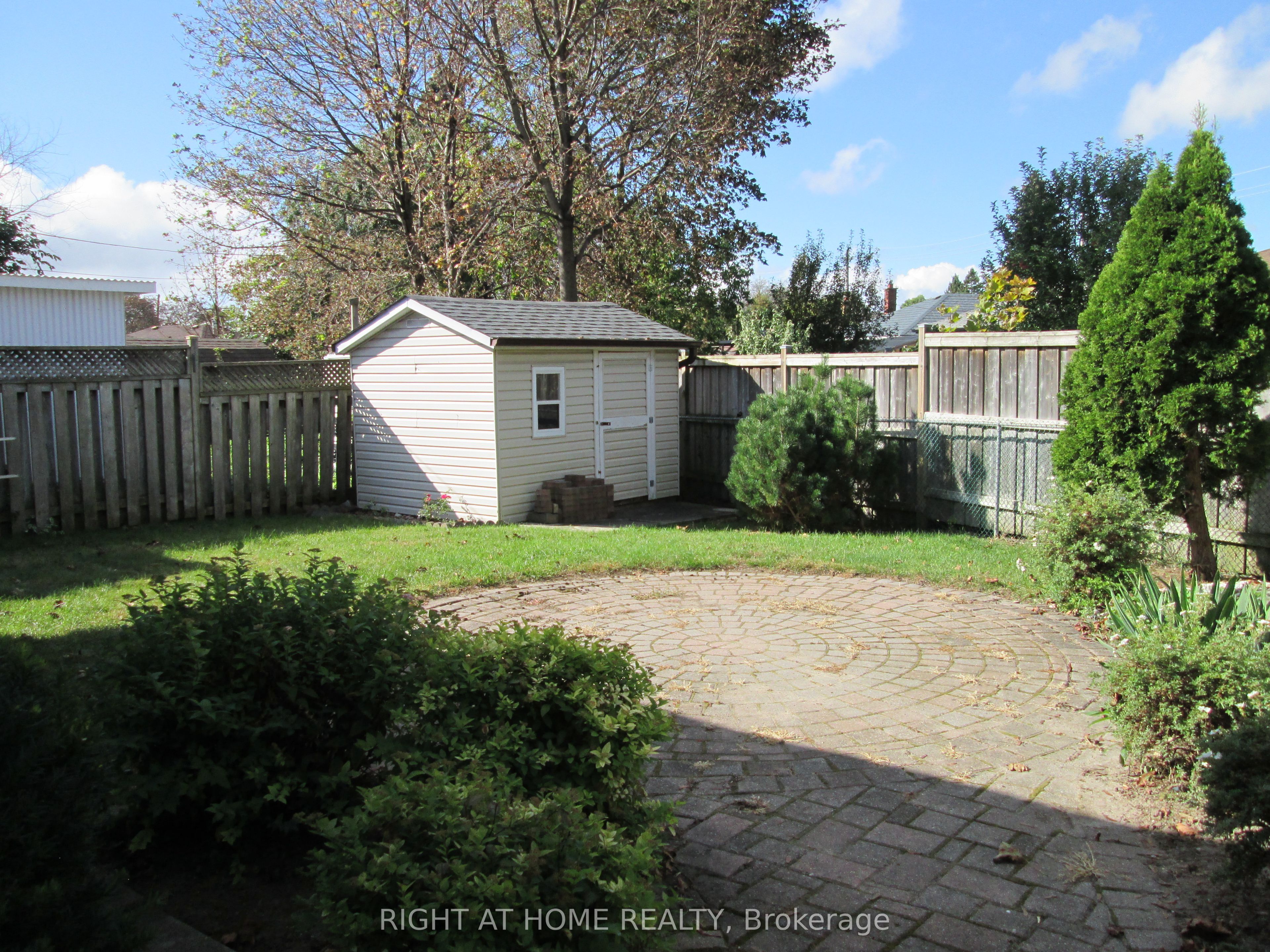 910 Scarborough Golf Club Road Property Photo 23