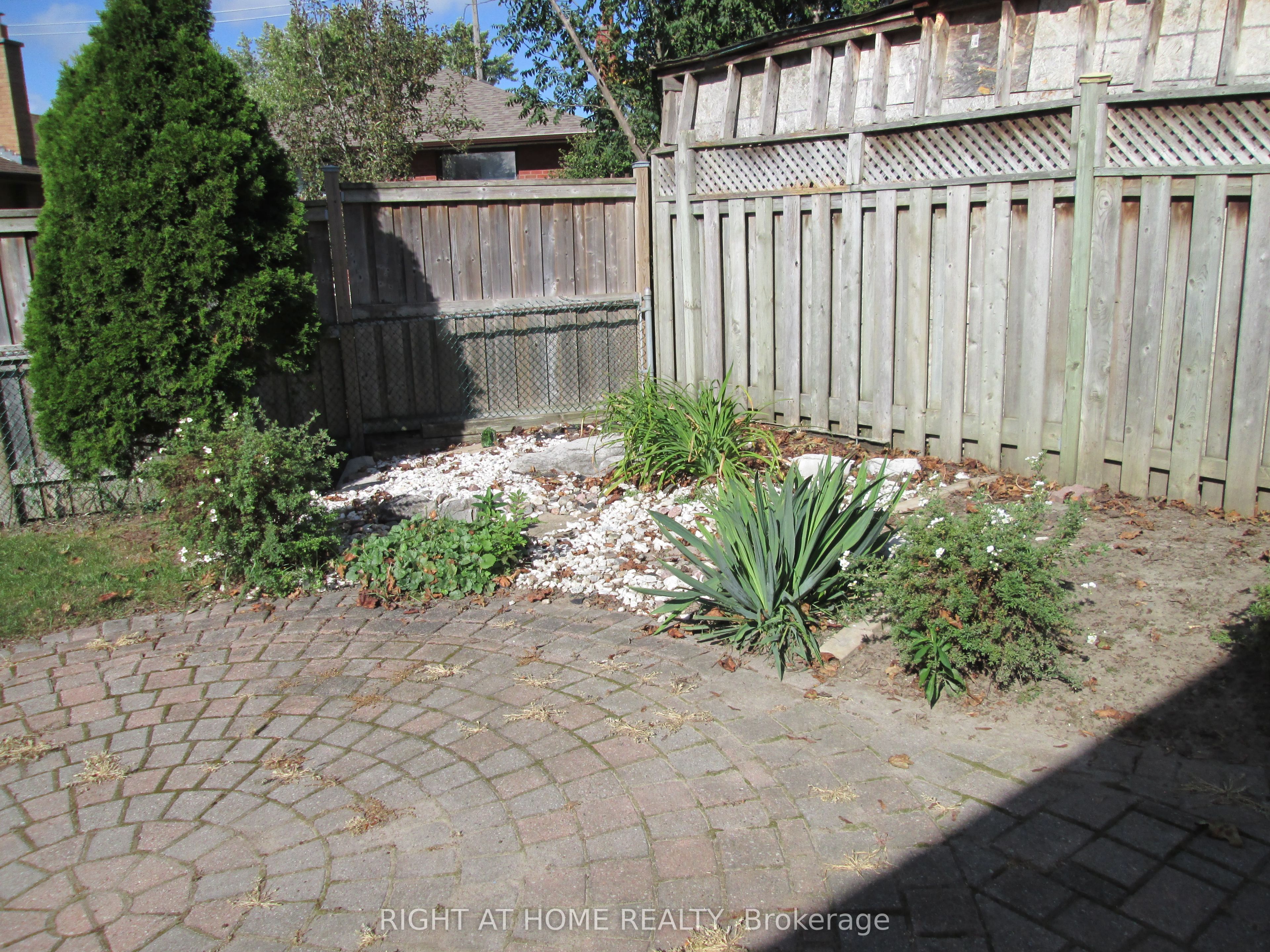 910 Scarborough Golf Club Road Property Photo 25