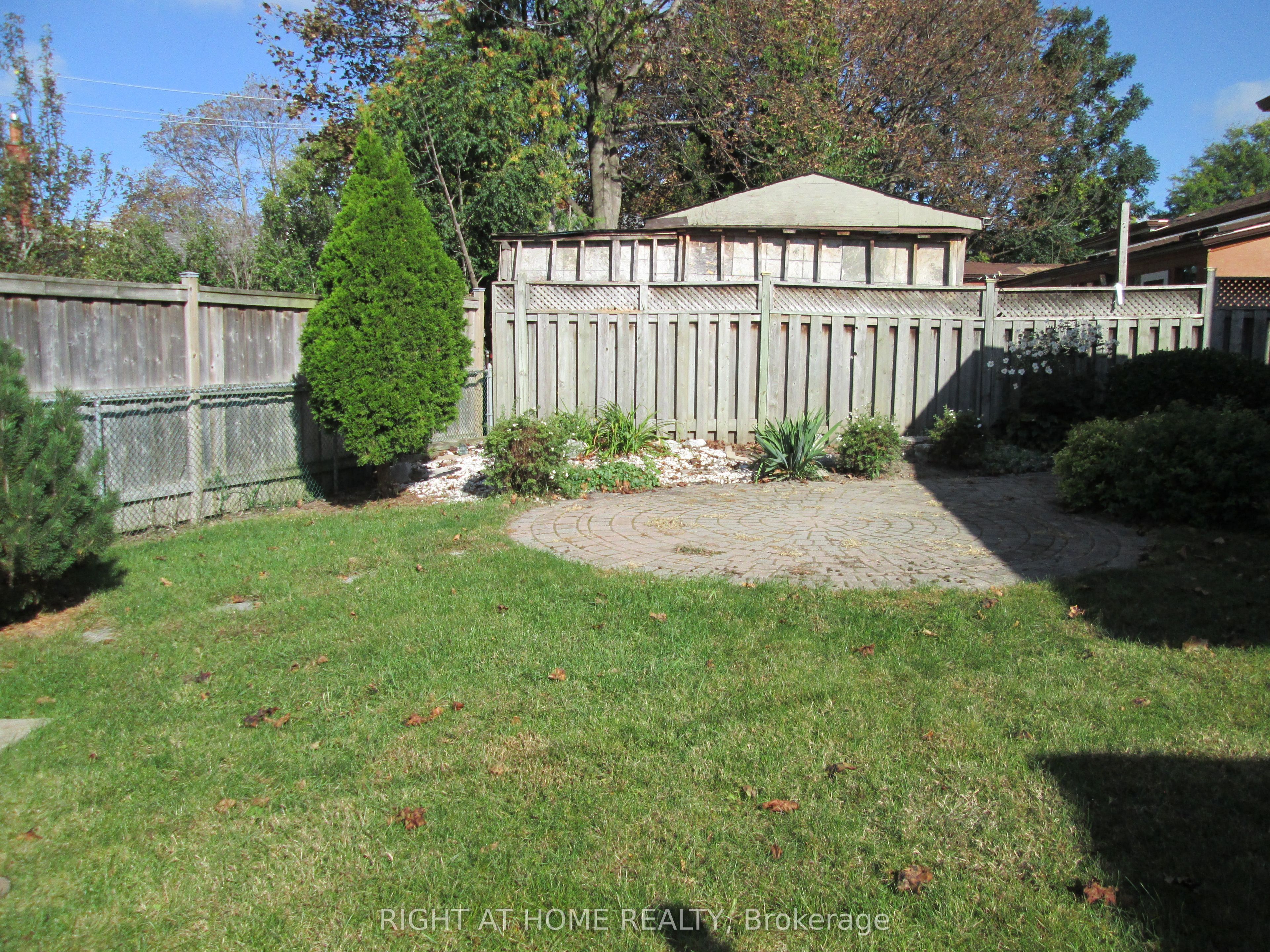 910 Scarborough Golf Club Road Property Photo 26