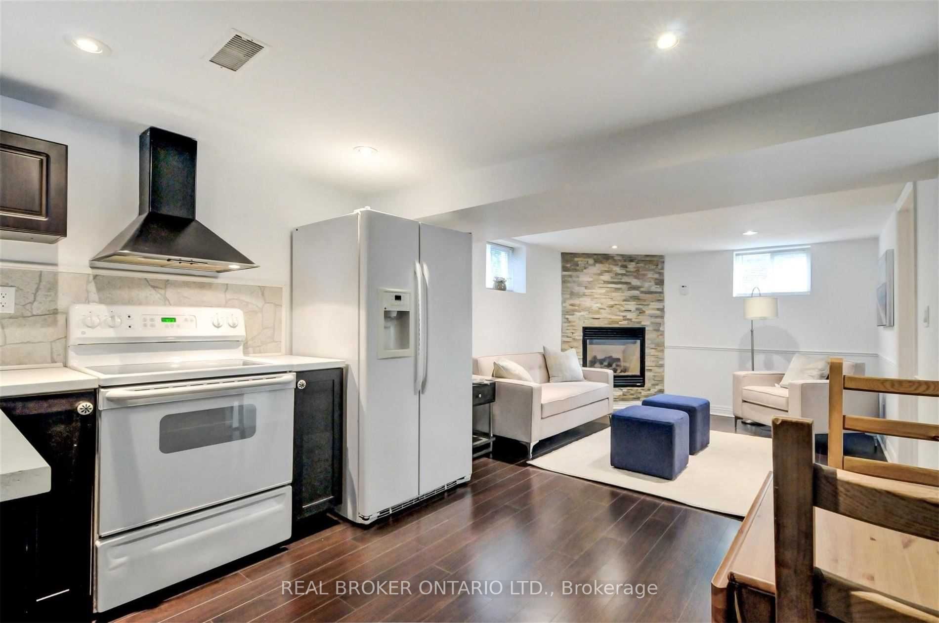 24 Glenburn Avenue Lower Property Photo 2