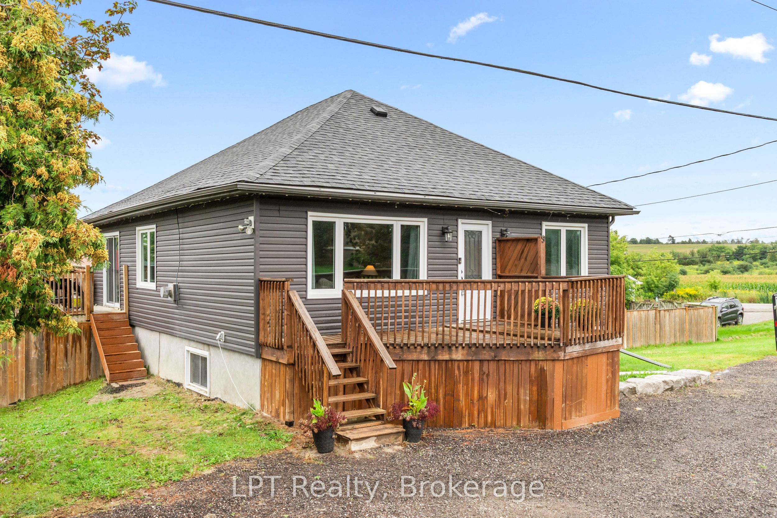 9 Lakeview Avenue Property Photo 1