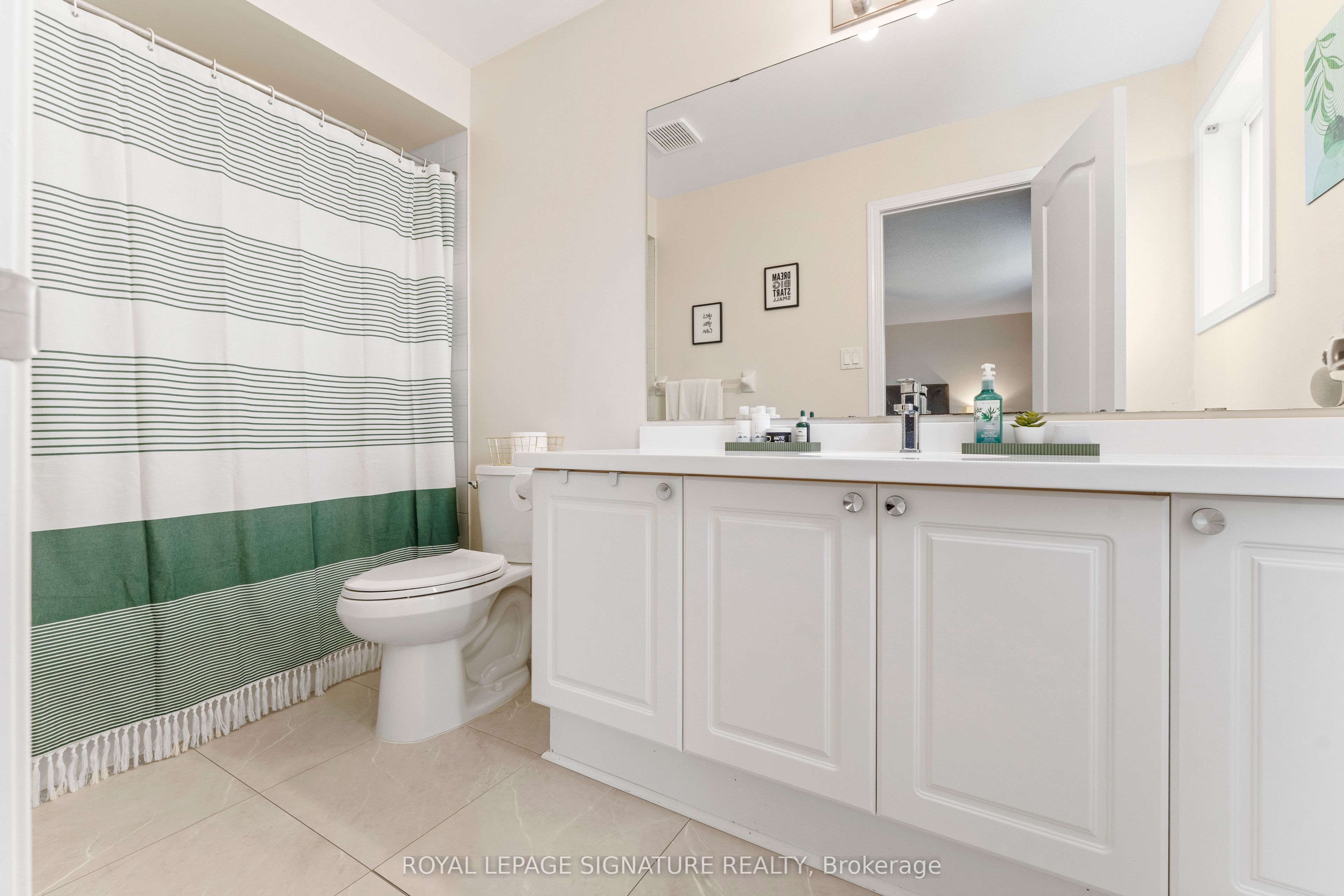 16 Beacham Crescent Property Photo 20