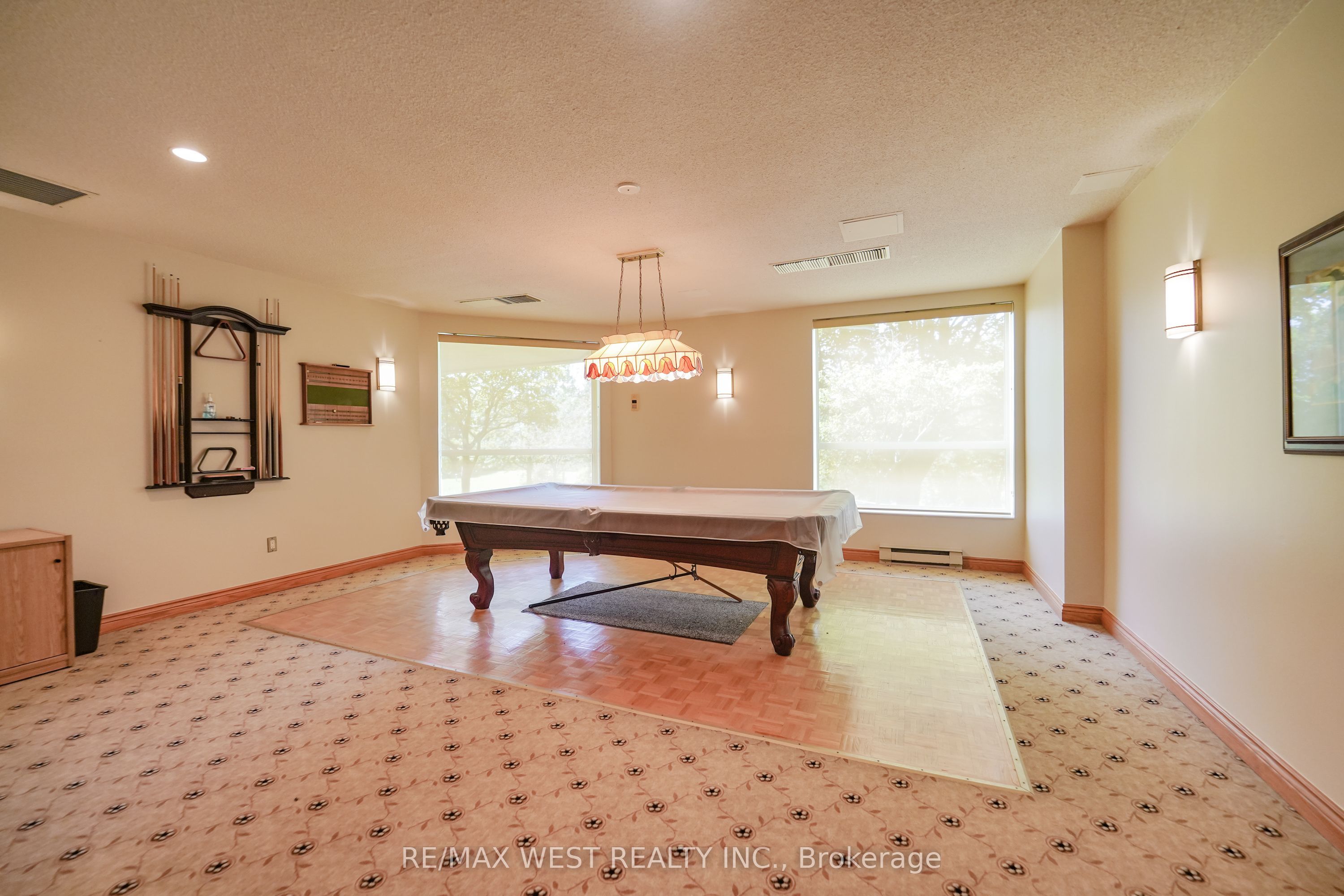 700 Wilson Road N 305 Property Photo 18