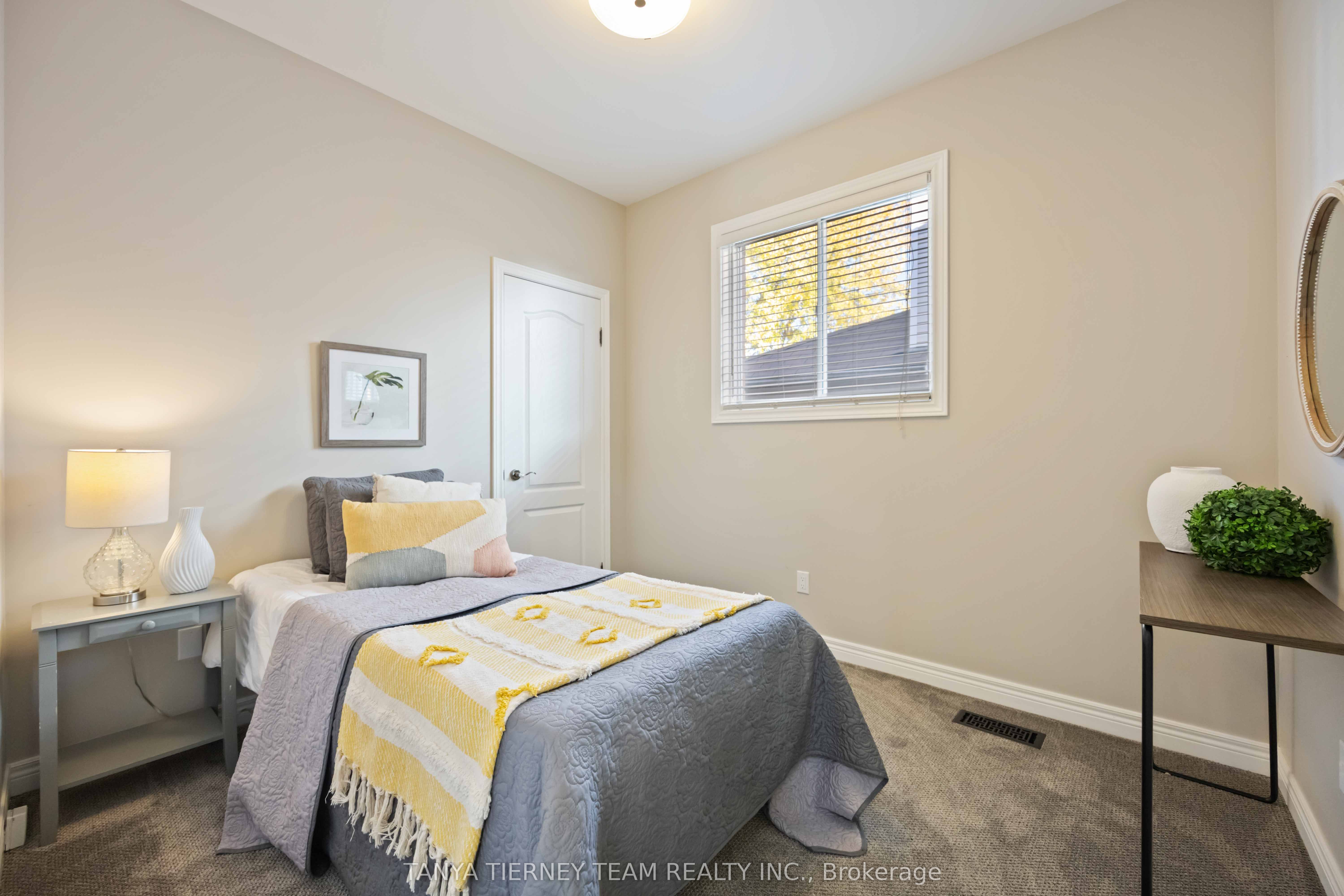 16 Cody Avenue Property Photo 28
