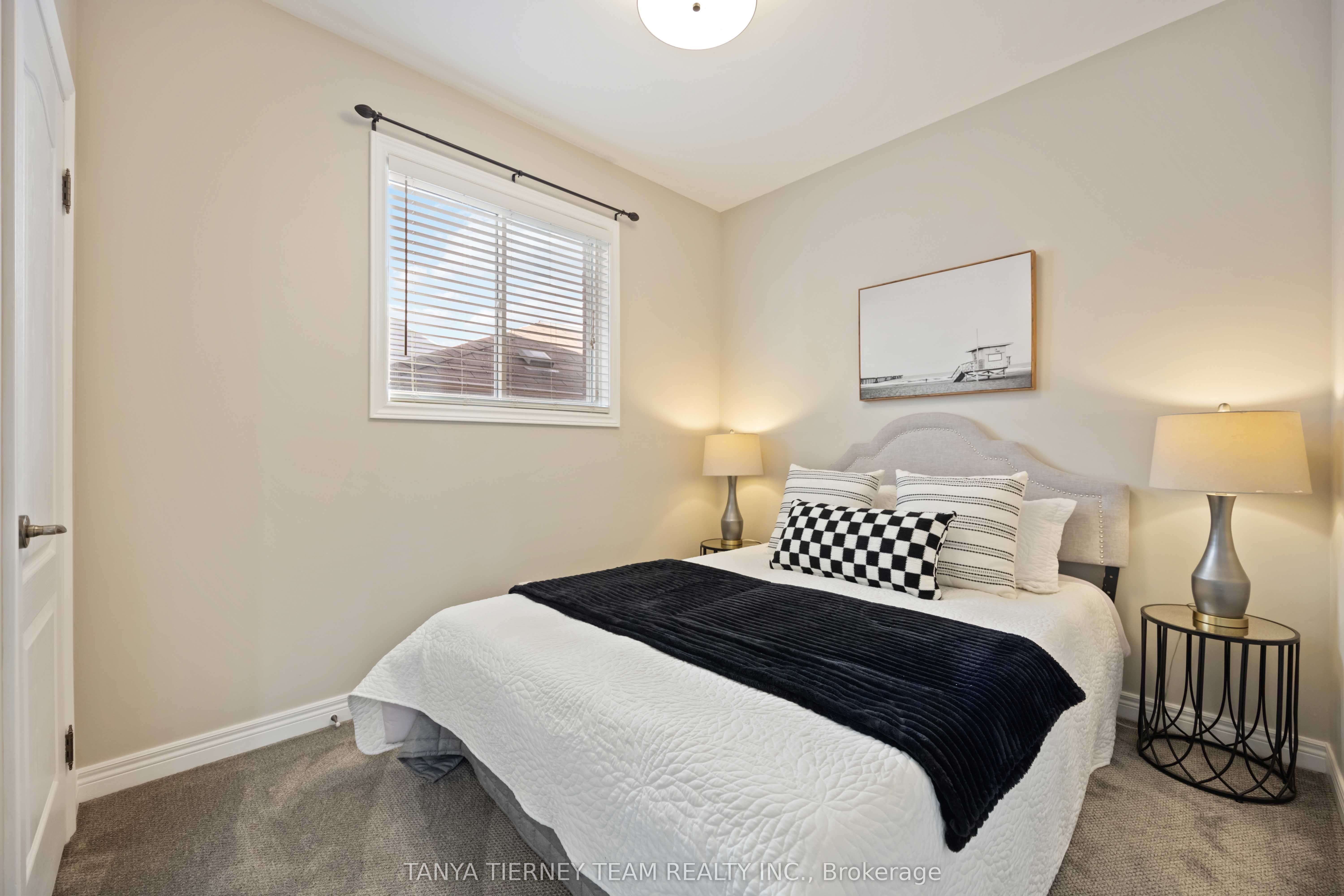 16 Cody Avenue Property Photo 30