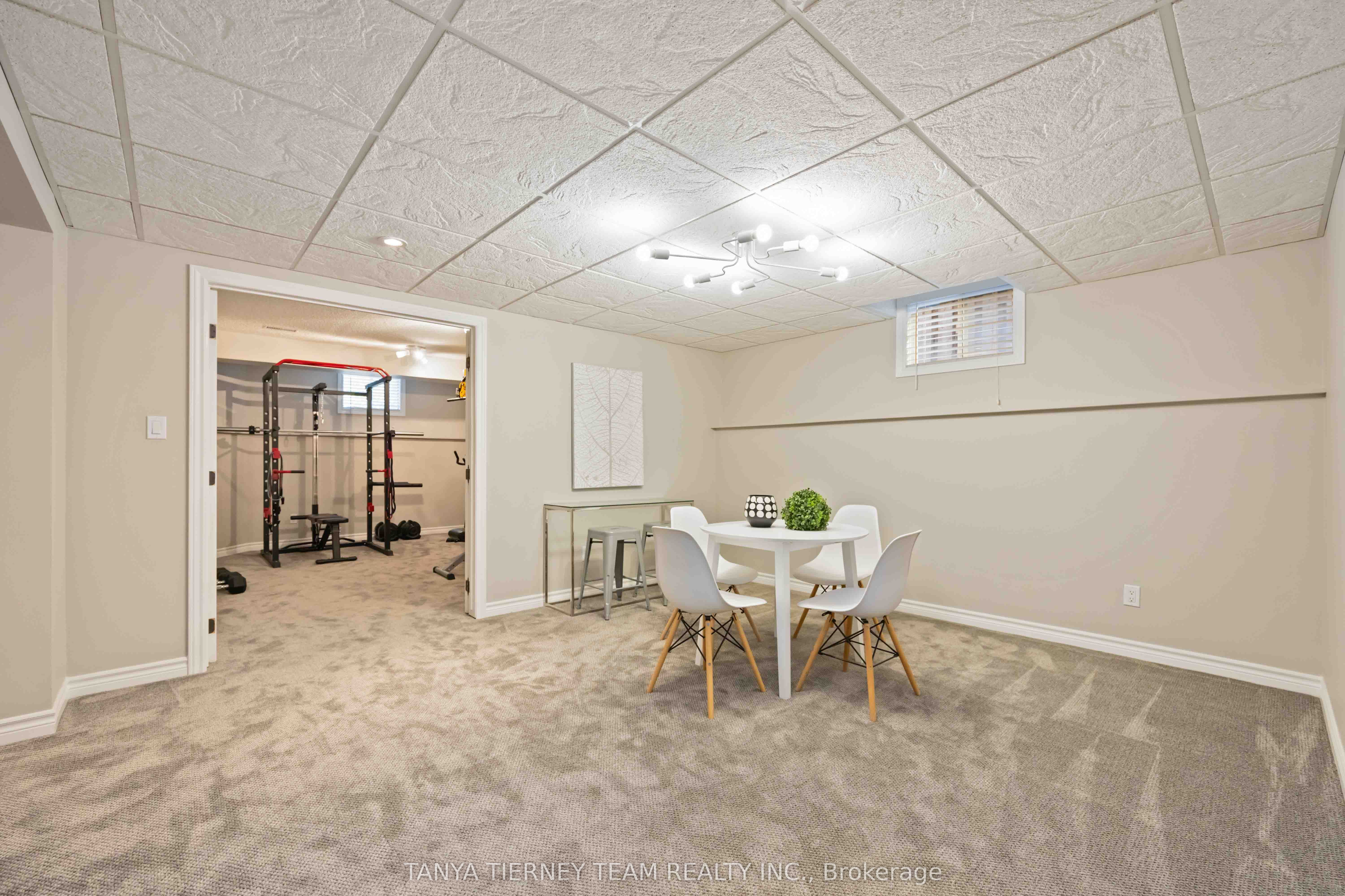 16 Cody Avenue Property Photo 34