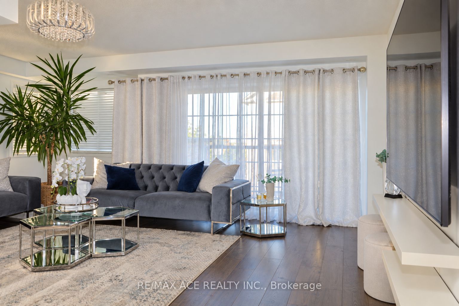 932 Audley Road N Property Photo 10