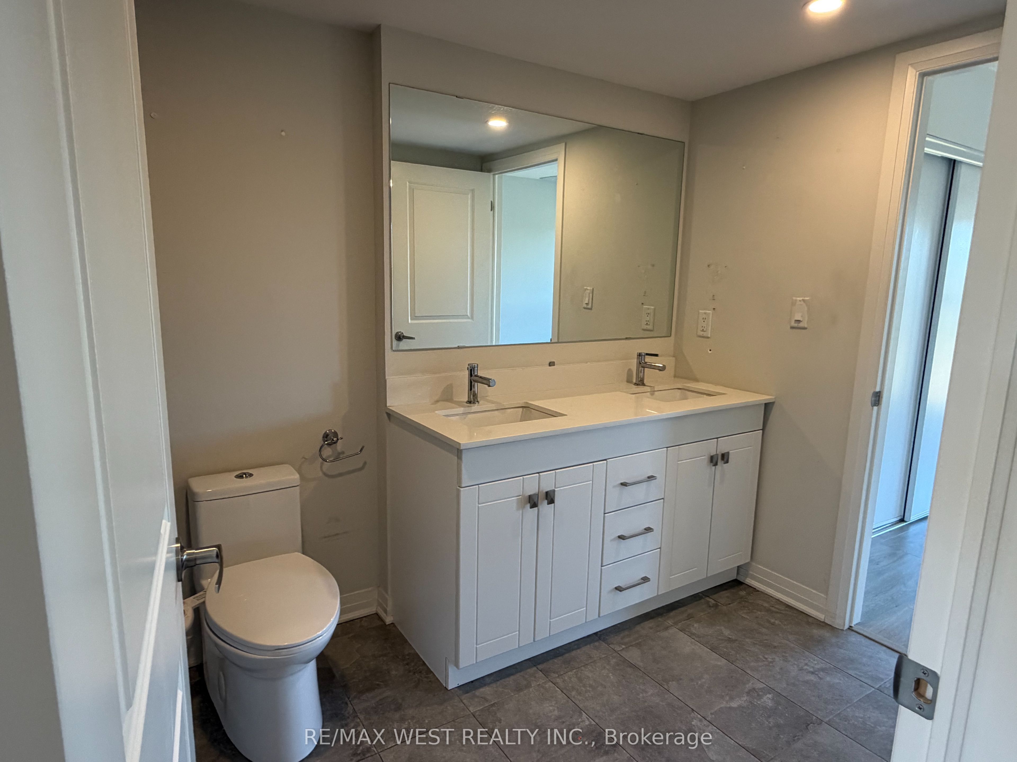 1706 Pleasure Valley Path Property Photo 8
