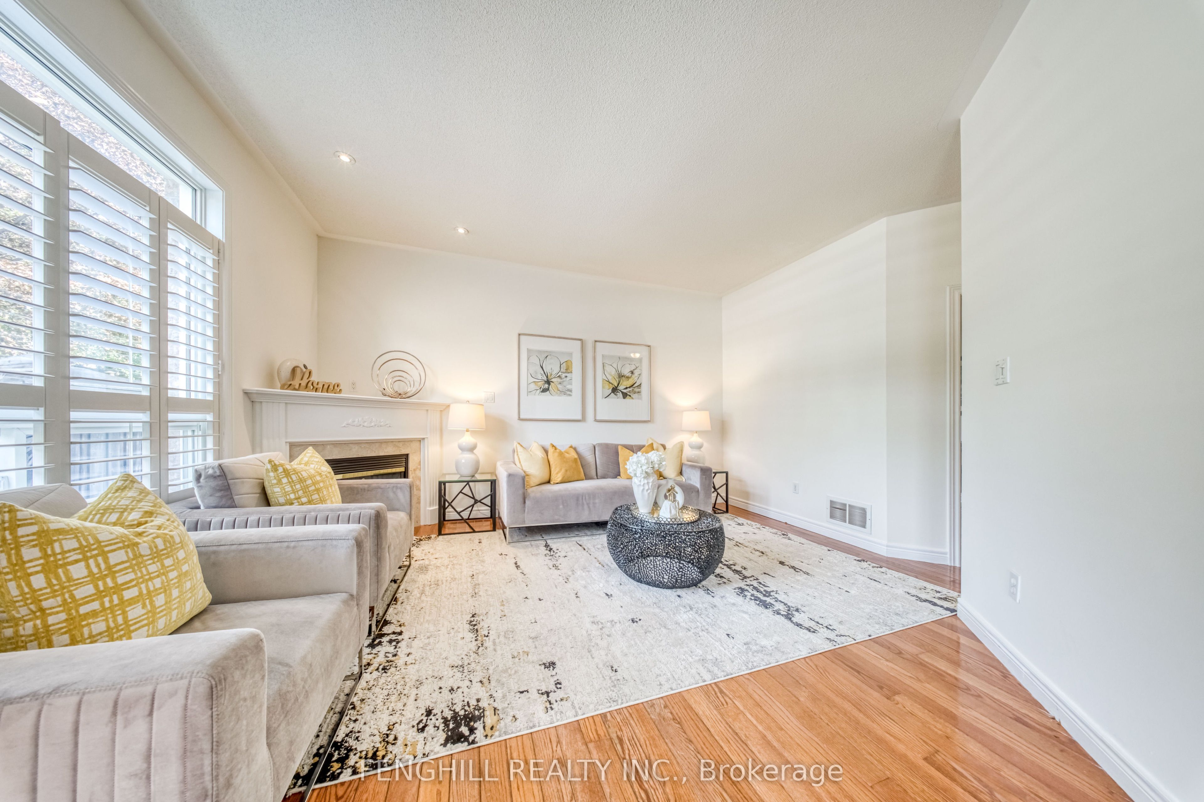 842 Greenleaf Circle Property Photo 17