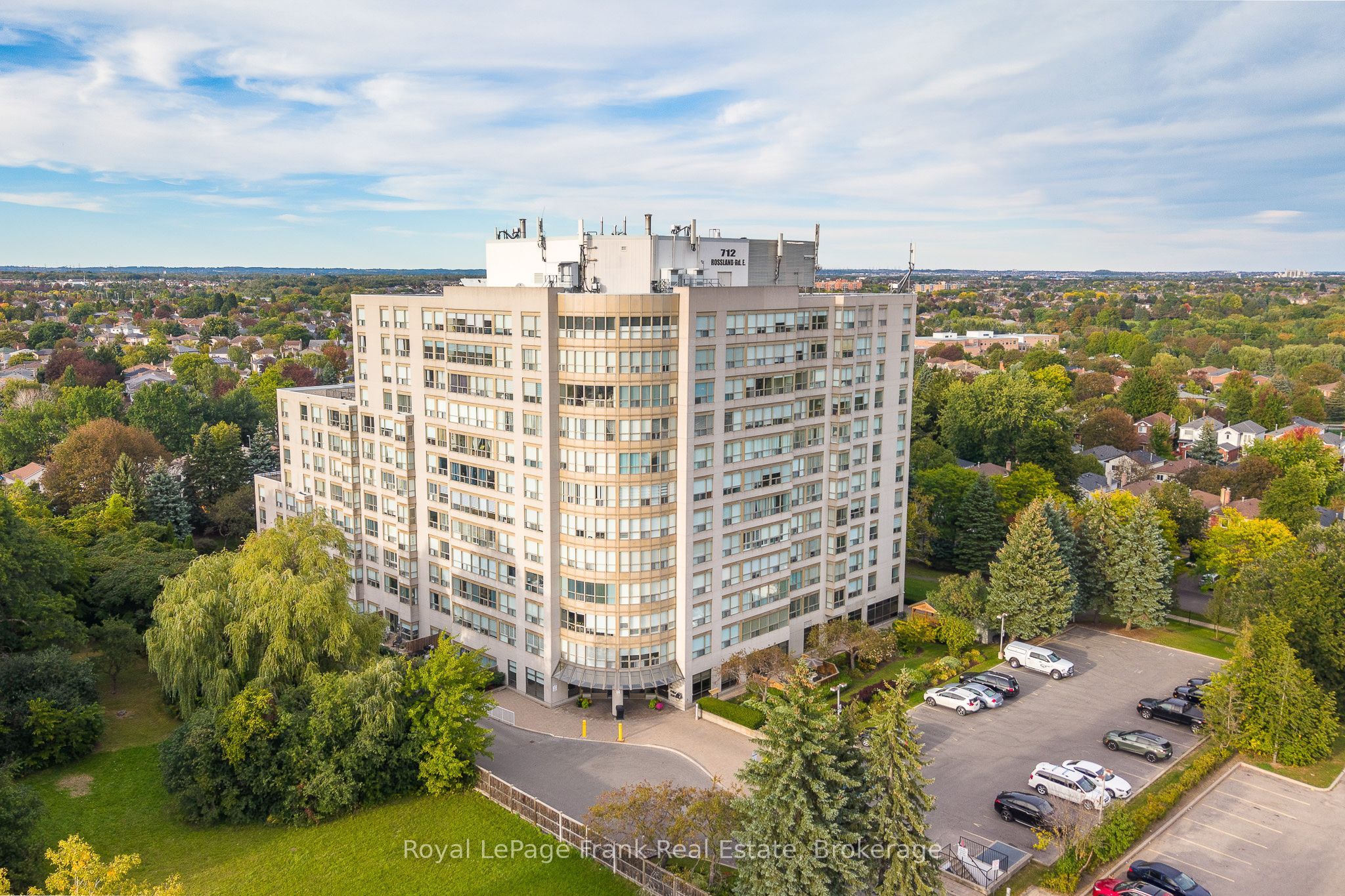 712 Rossland Road E 602 Property Photo 1