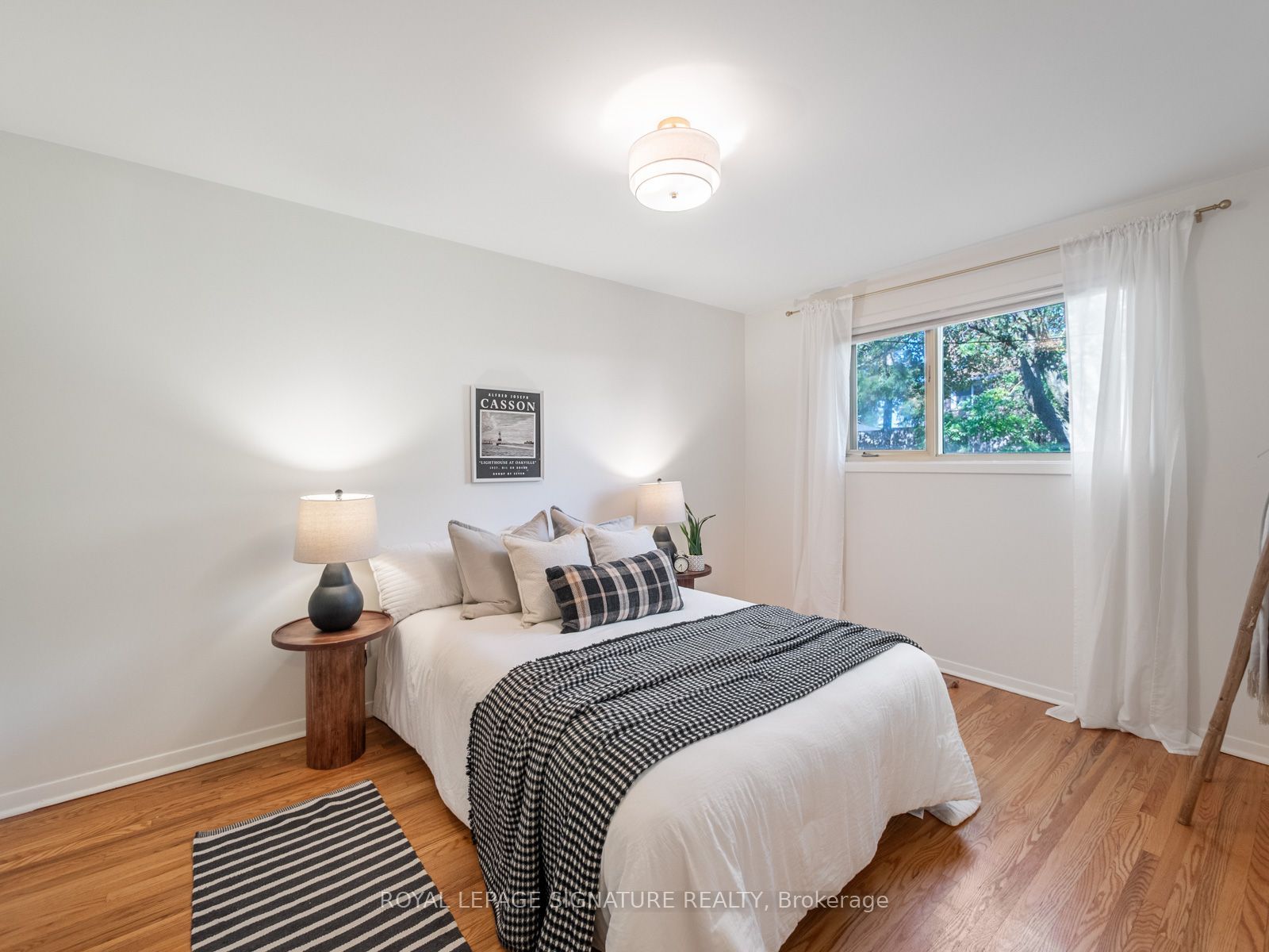 46 Manorglen Crescent Property Photo 24
