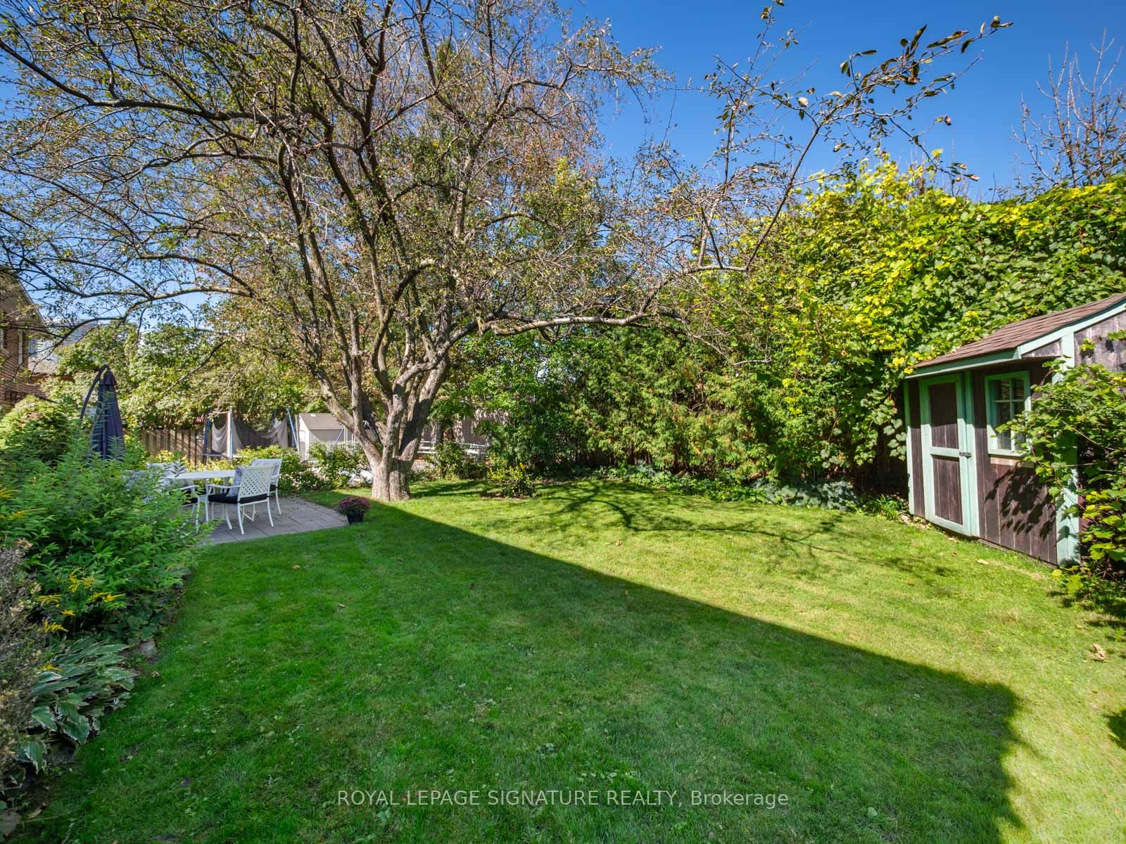 46 Manorglen Crescent Property Photo 30