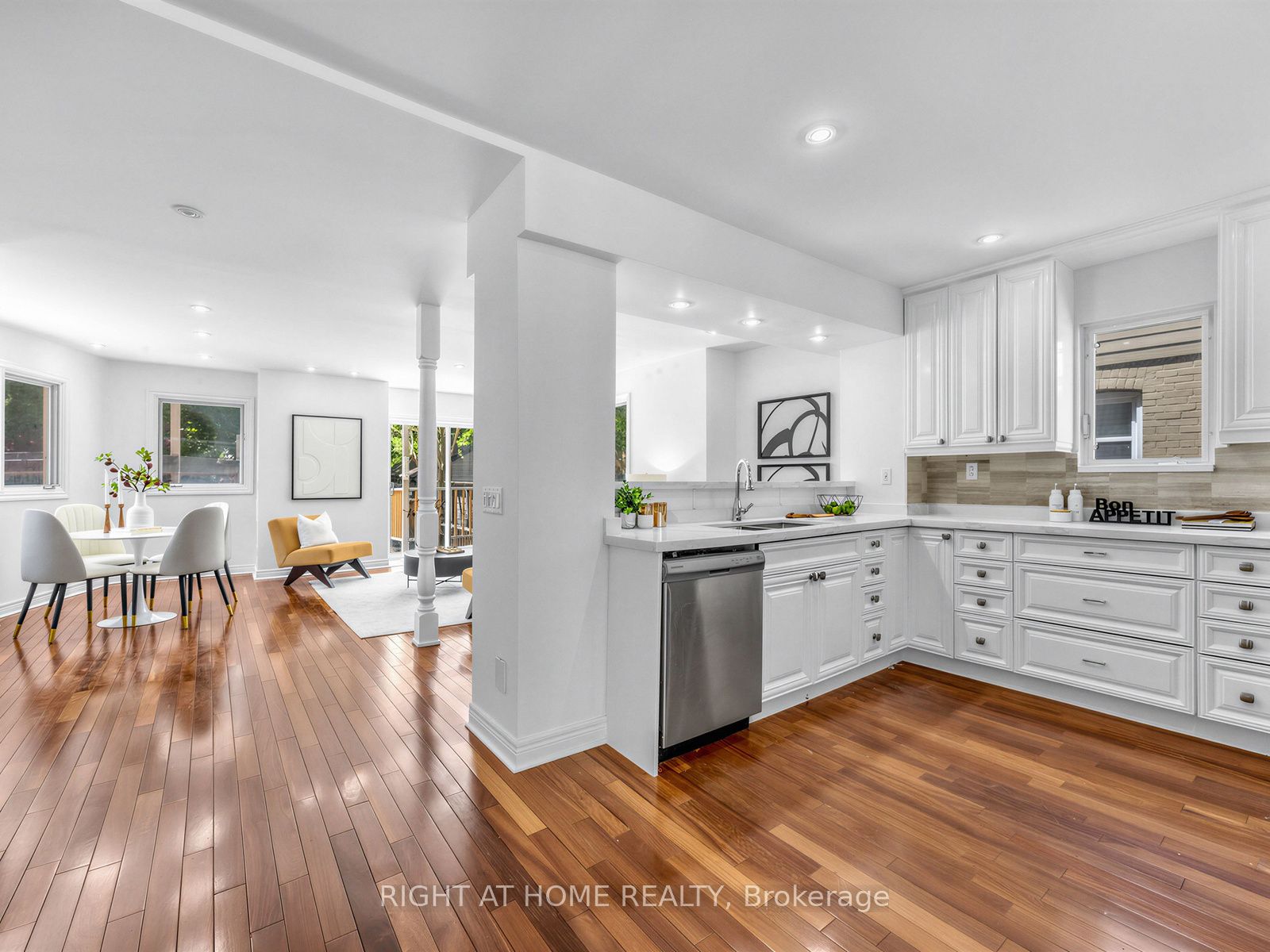20 Kildonan Drive Property Photo 8